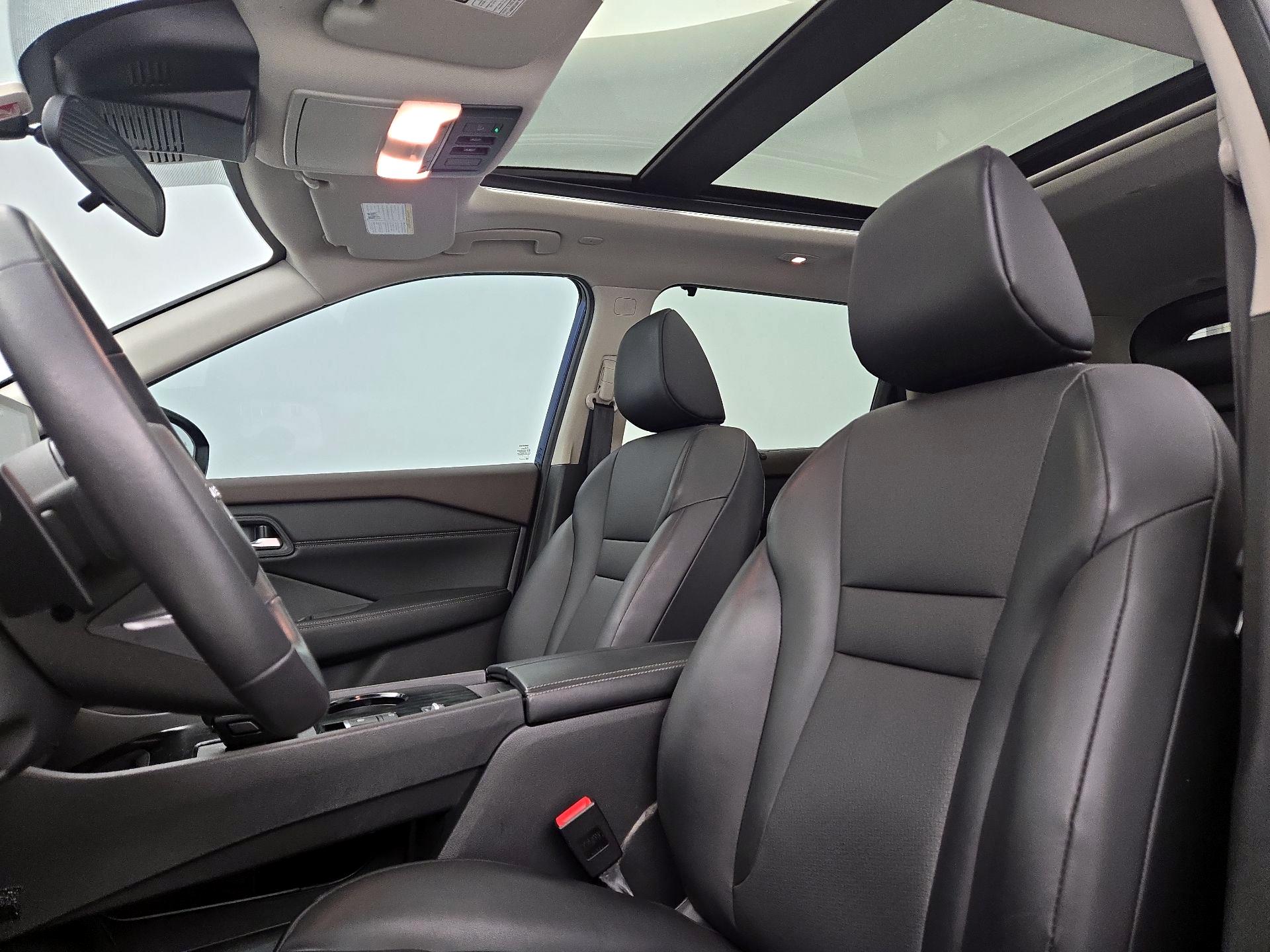 Thumbnail: 2023 Nissan Rogue - 19