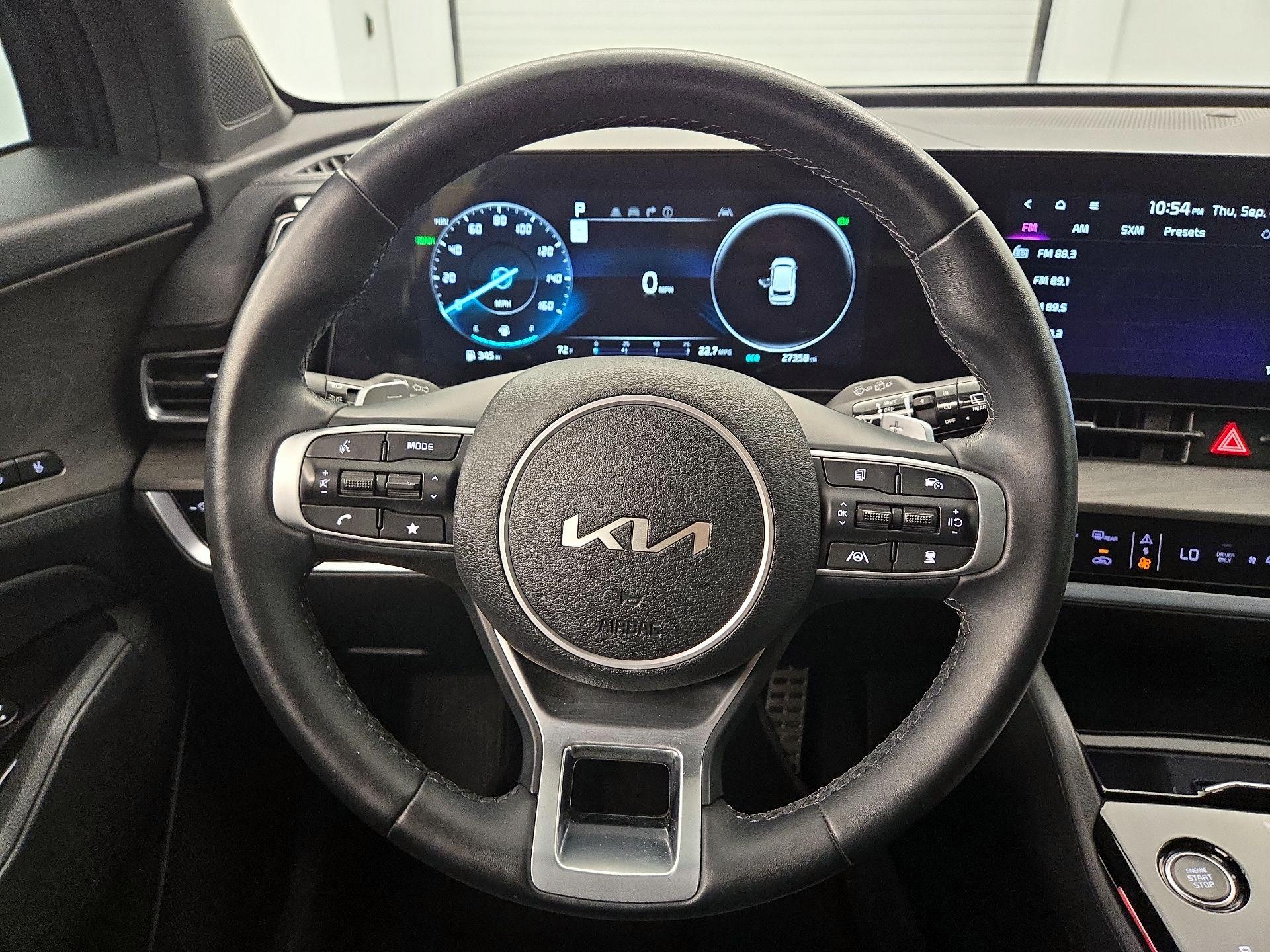Thumbnail: 2023 Kia Sportage - 10