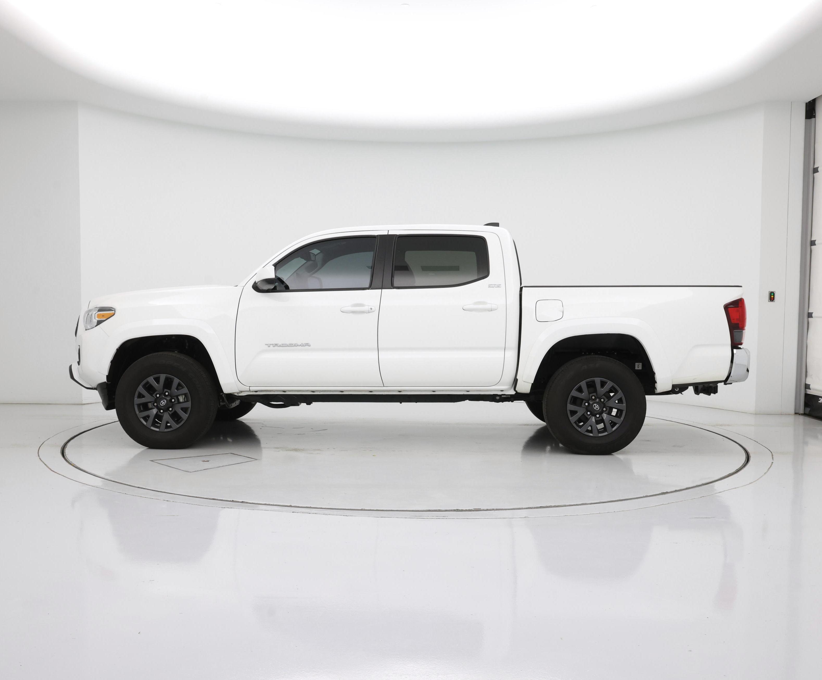 Thumbnail: 2023 Toyota Tacoma - 3