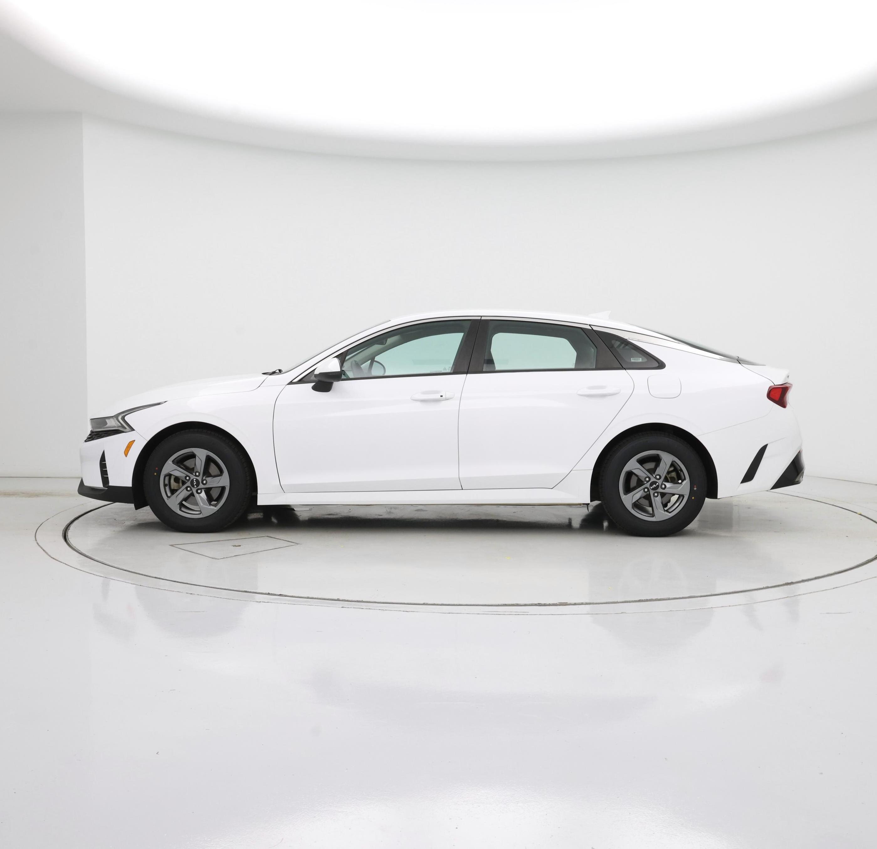 Thumbnail: 2022 Kia K5 - 3