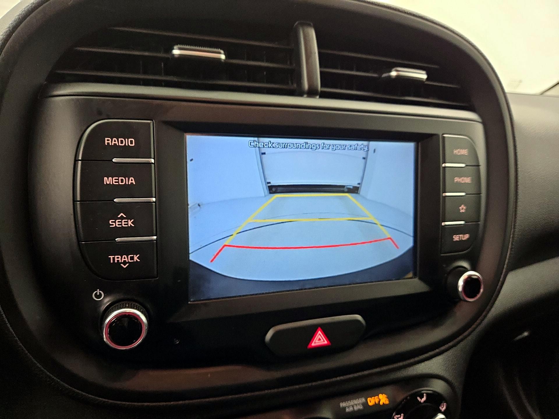 Thumbnail: 2020 Kia Soul - 14