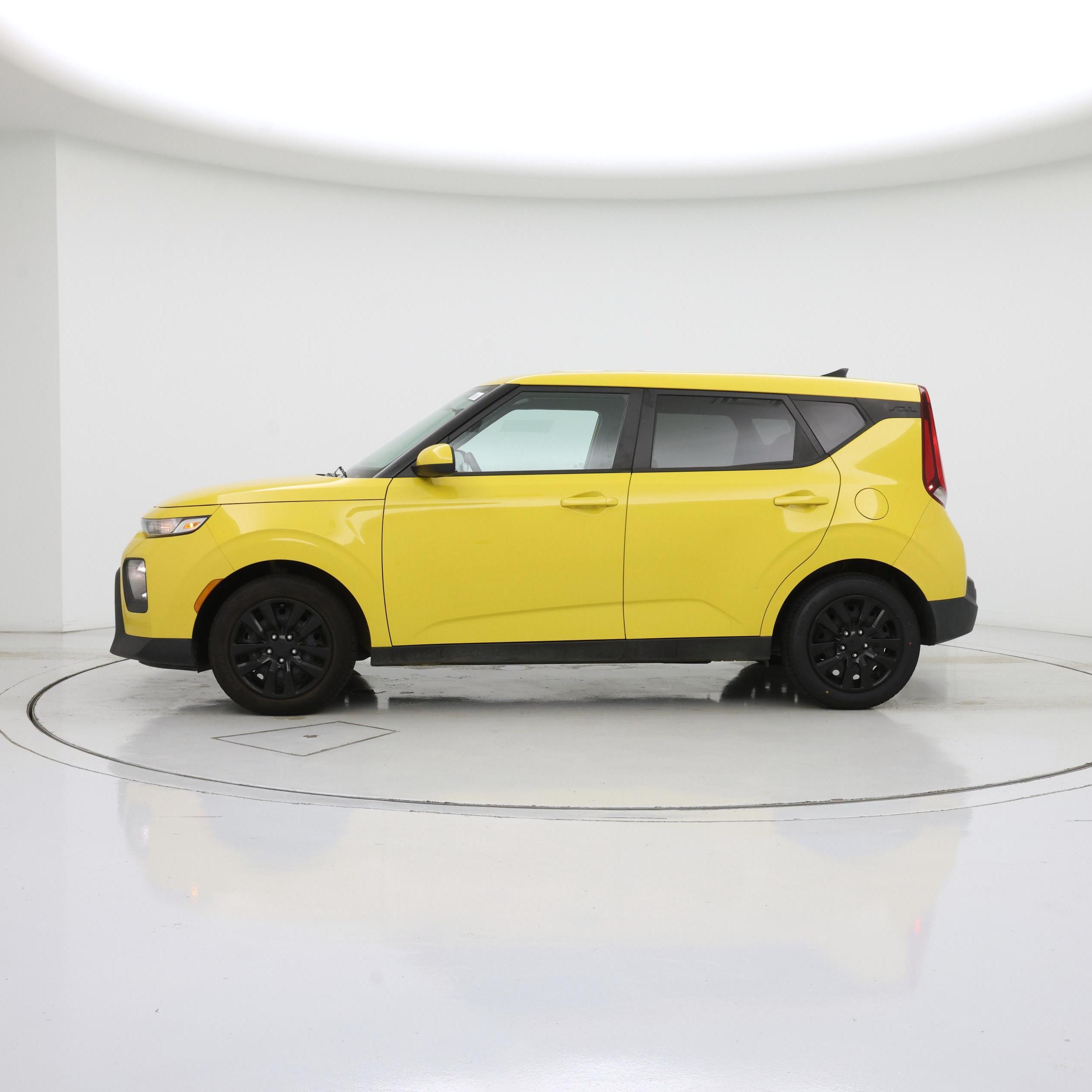 Thumbnail: 2020 Kia Soul - 3