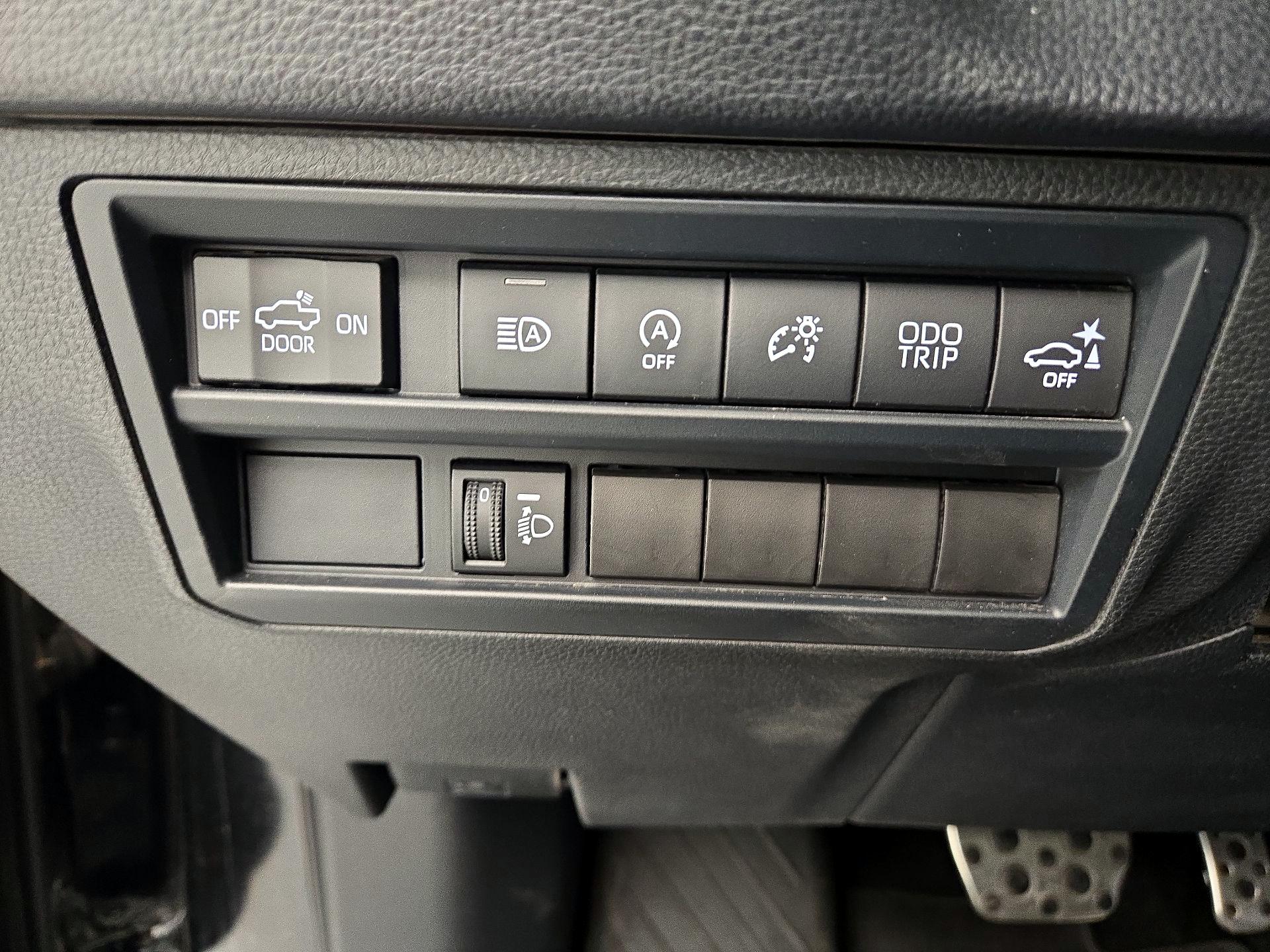 Thumbnail: 2022 Toyota Tundra - 13