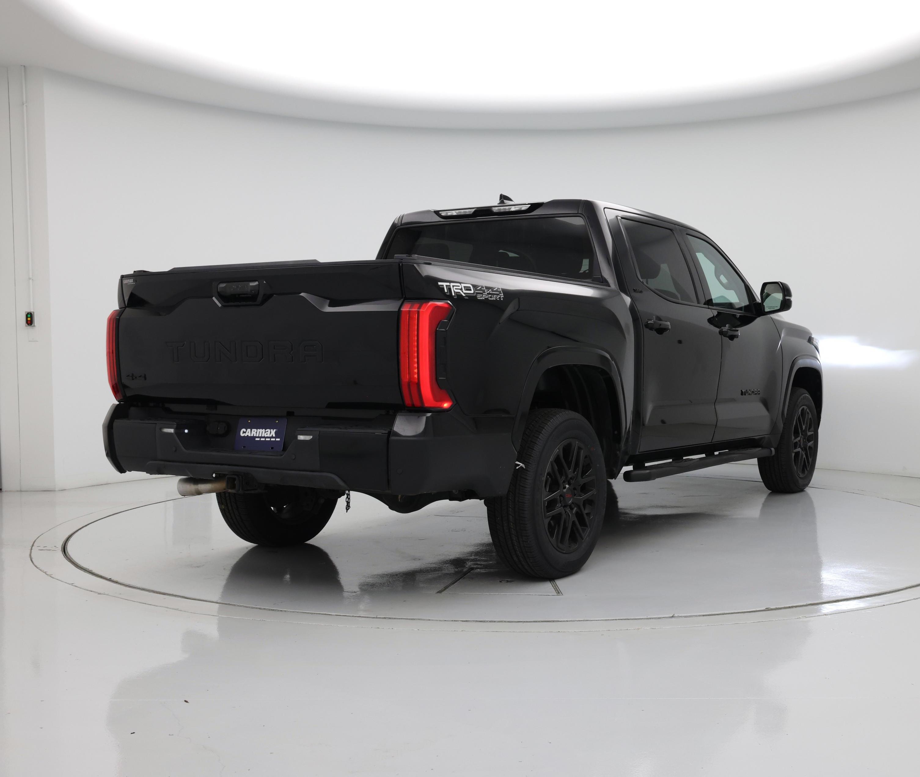 Thumbnail: 2022 Toyota Tundra - 8