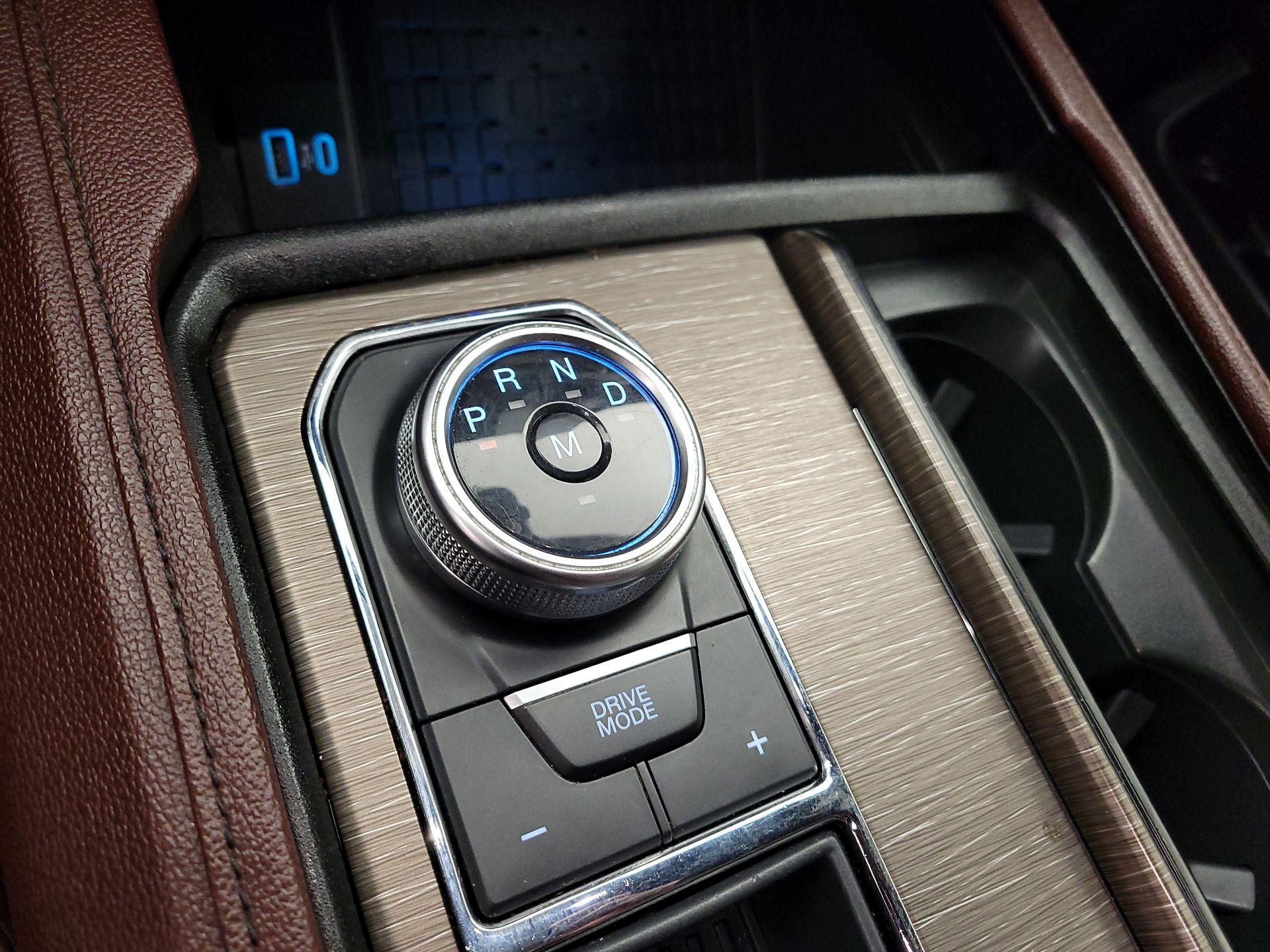 Thumbnail: 2022 Ford Expedition - 18
