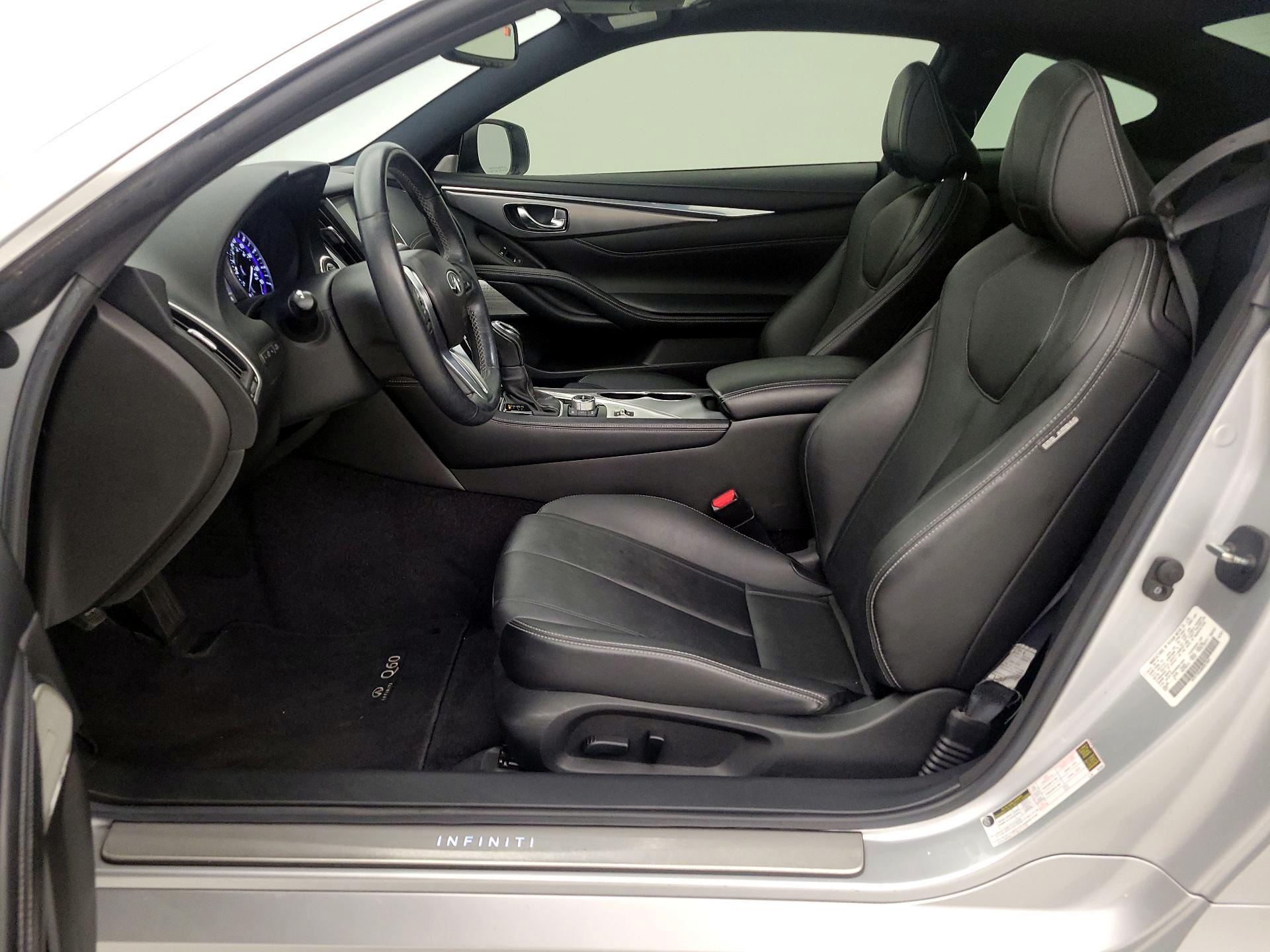 Thumbnail: 2017 INFINITI Q60 - 11