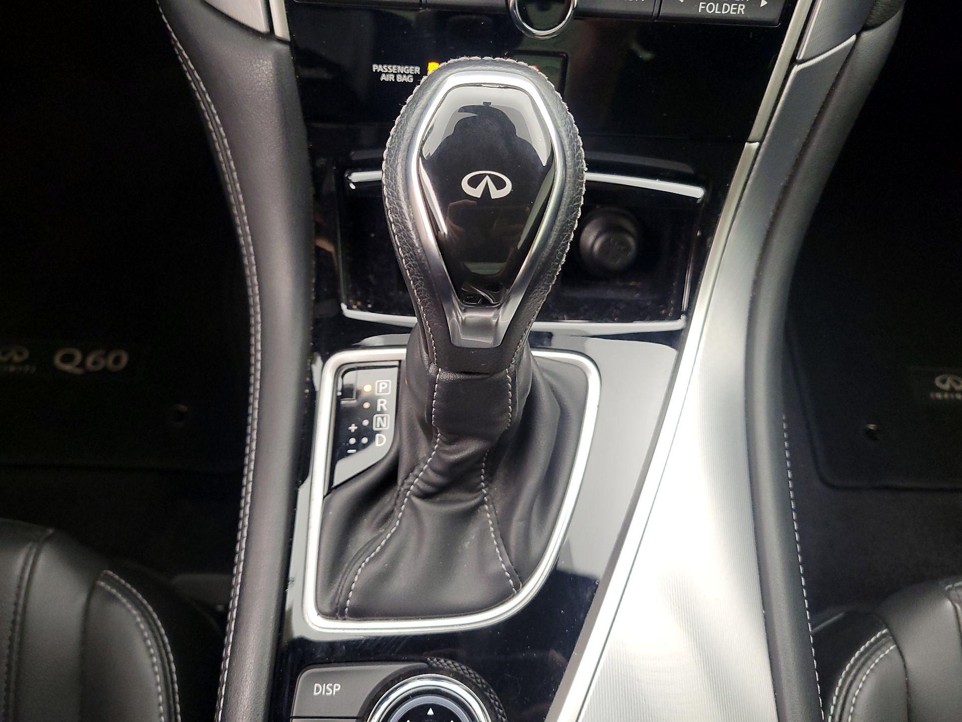 Thumbnail: 2017 INFINITI Q60 - 17