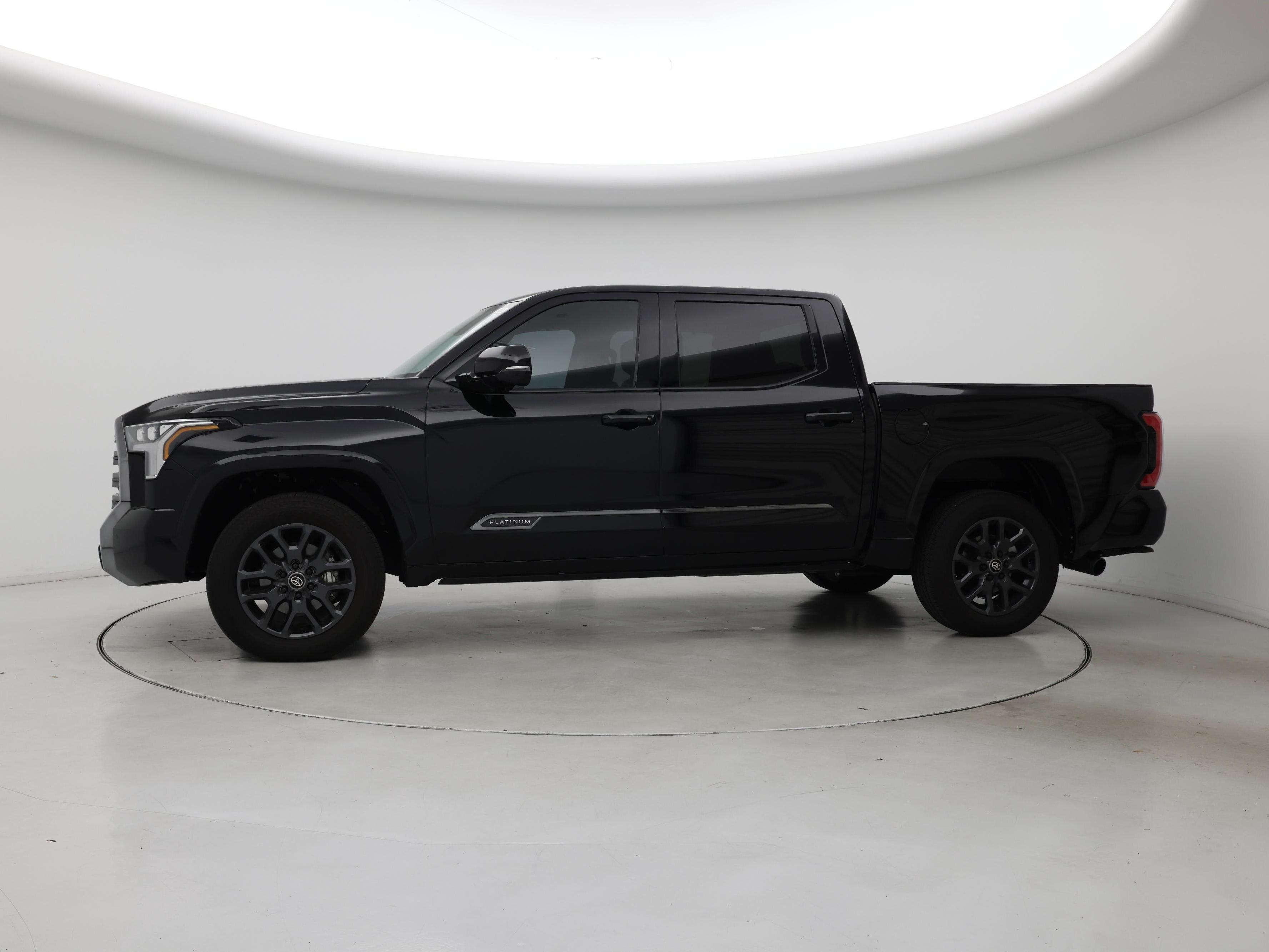 Thumbnail: 2025 Toyota Tundra - 3