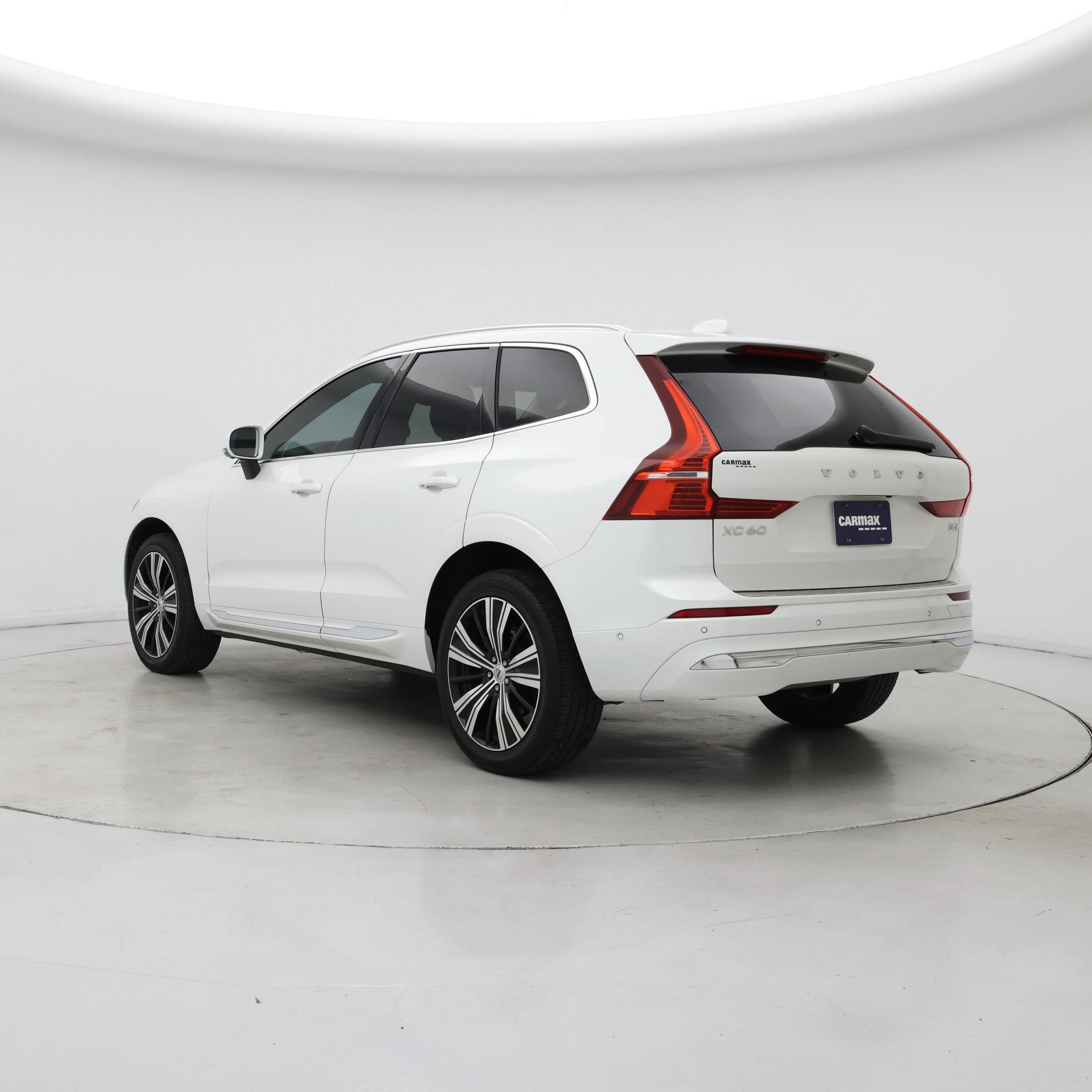 Thumbnail: 2023 Volvo XC60 - 2