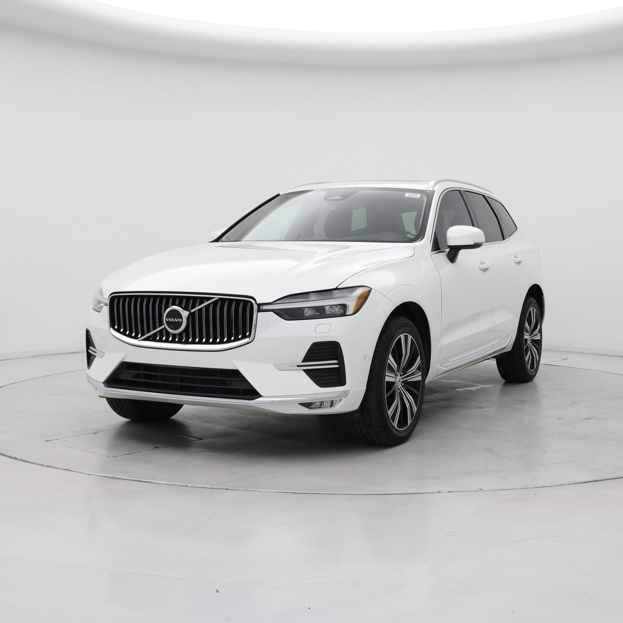 Thumbnail: 2023 Volvo XC60 - 4