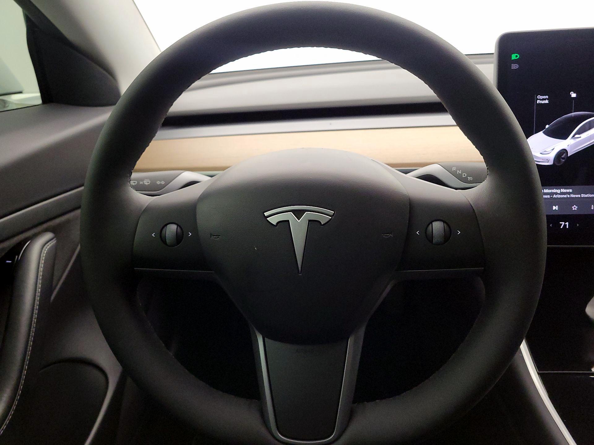 Thumbnail: 2020 Tesla Model 3 - 10