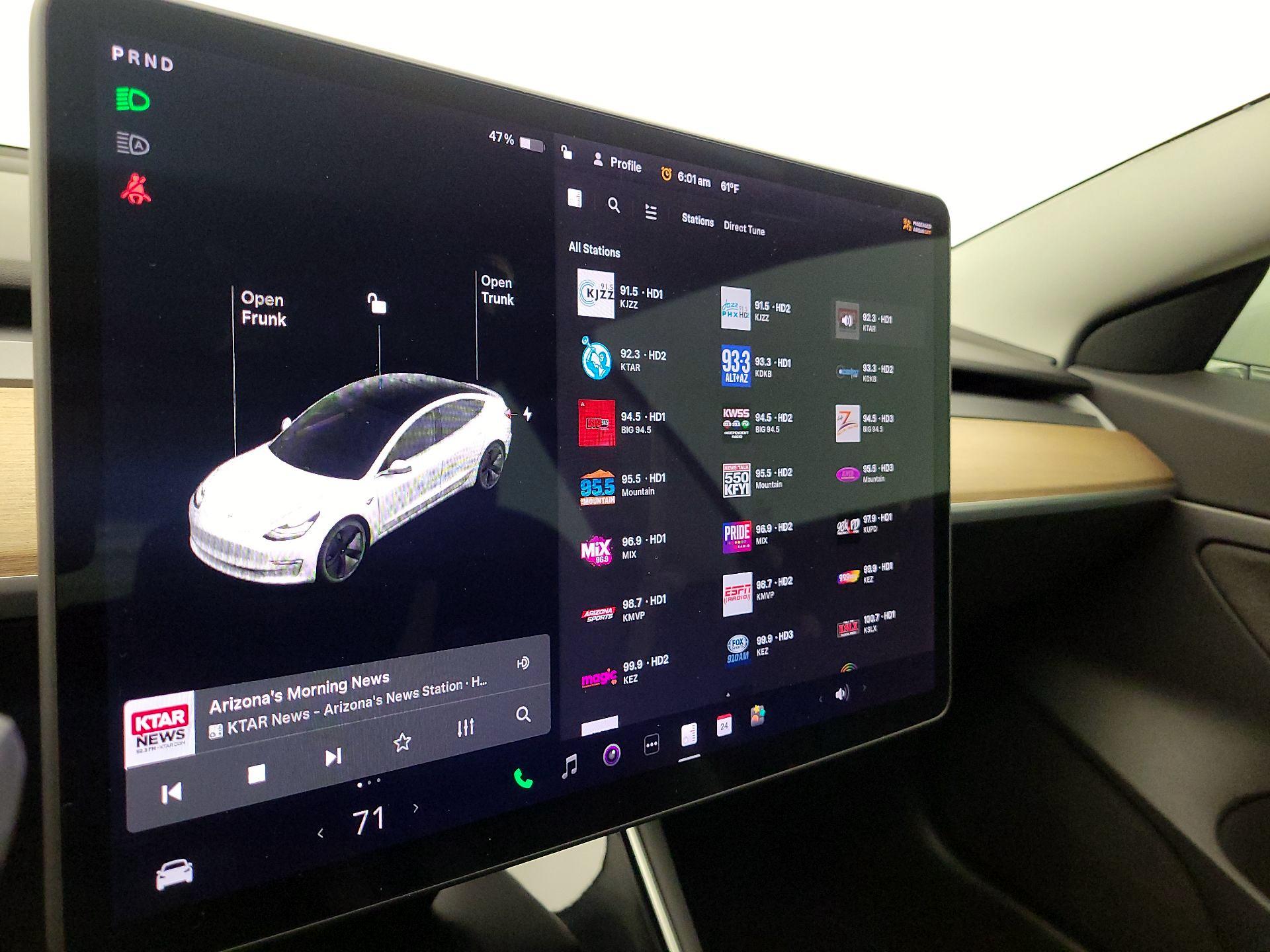 Thumbnail: 2020 Tesla Model 3 - 15