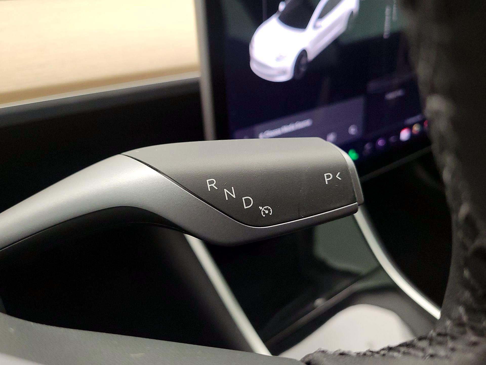 Thumbnail: 2020 Tesla Model 3 - 17