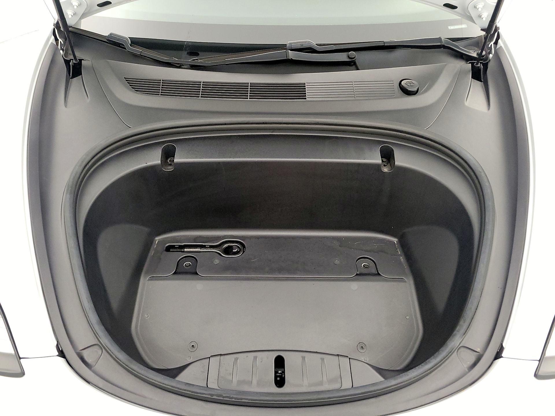 Thumbnail: 2020 Tesla Model 3 - 20