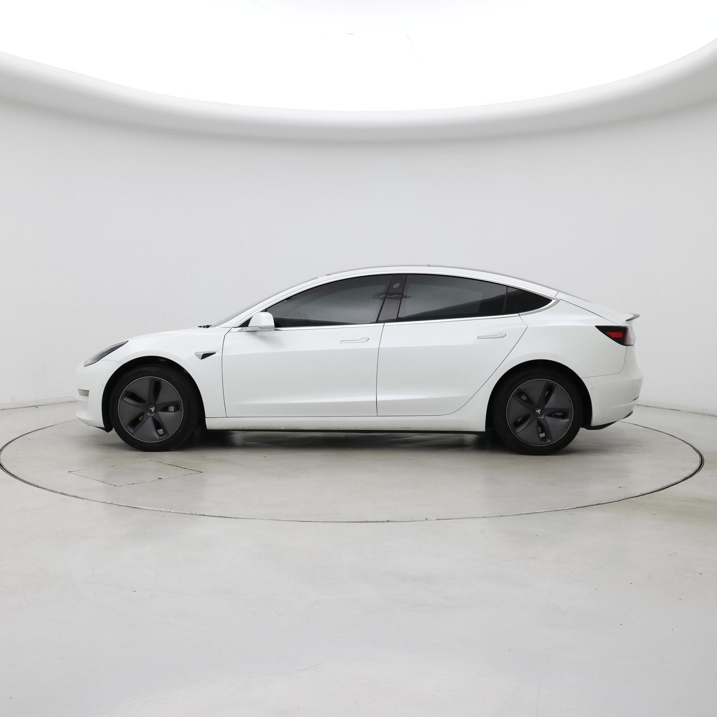 Thumbnail: 2020 Tesla Model 3 - 3