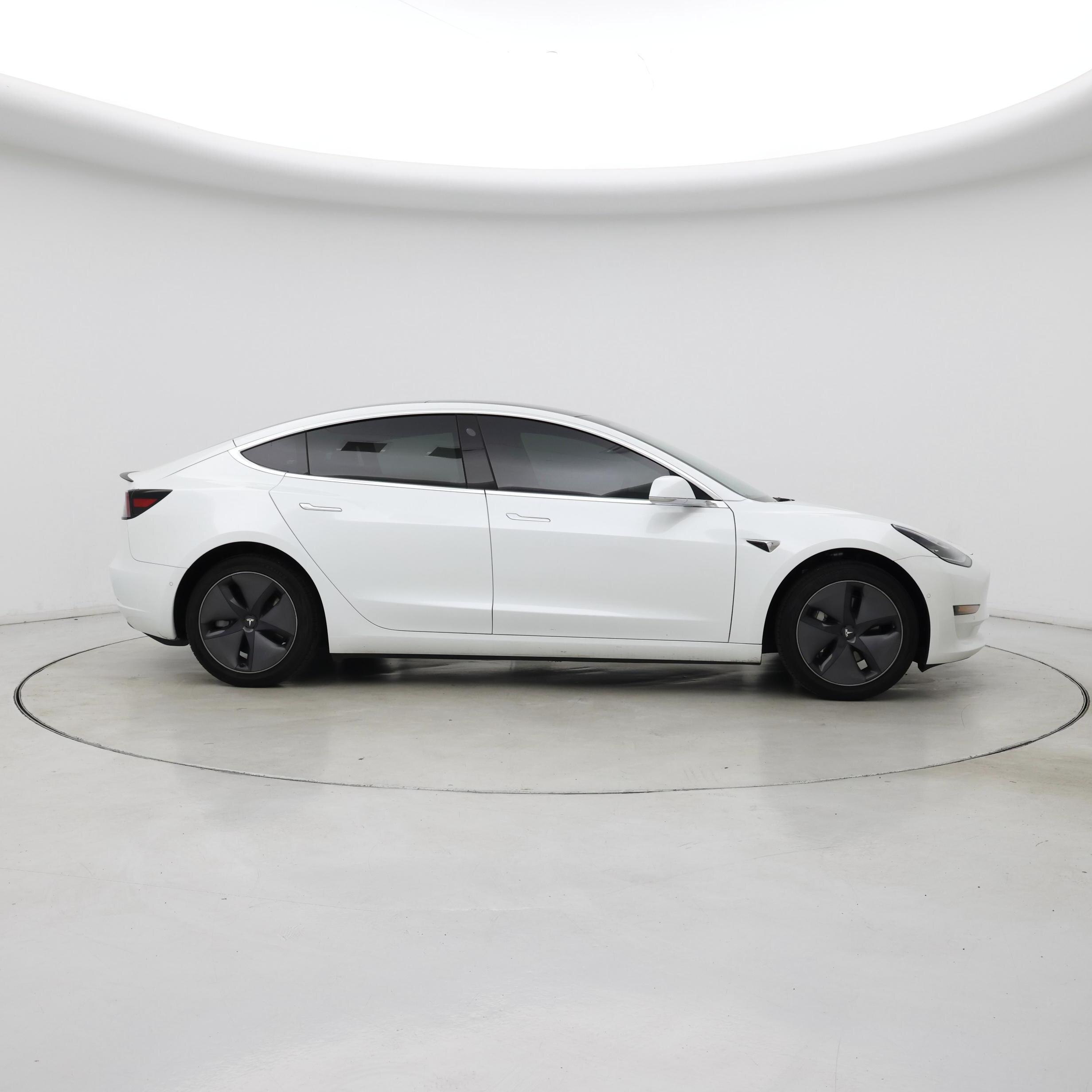 Thumbnail: 2020 Tesla Model 3 - 7