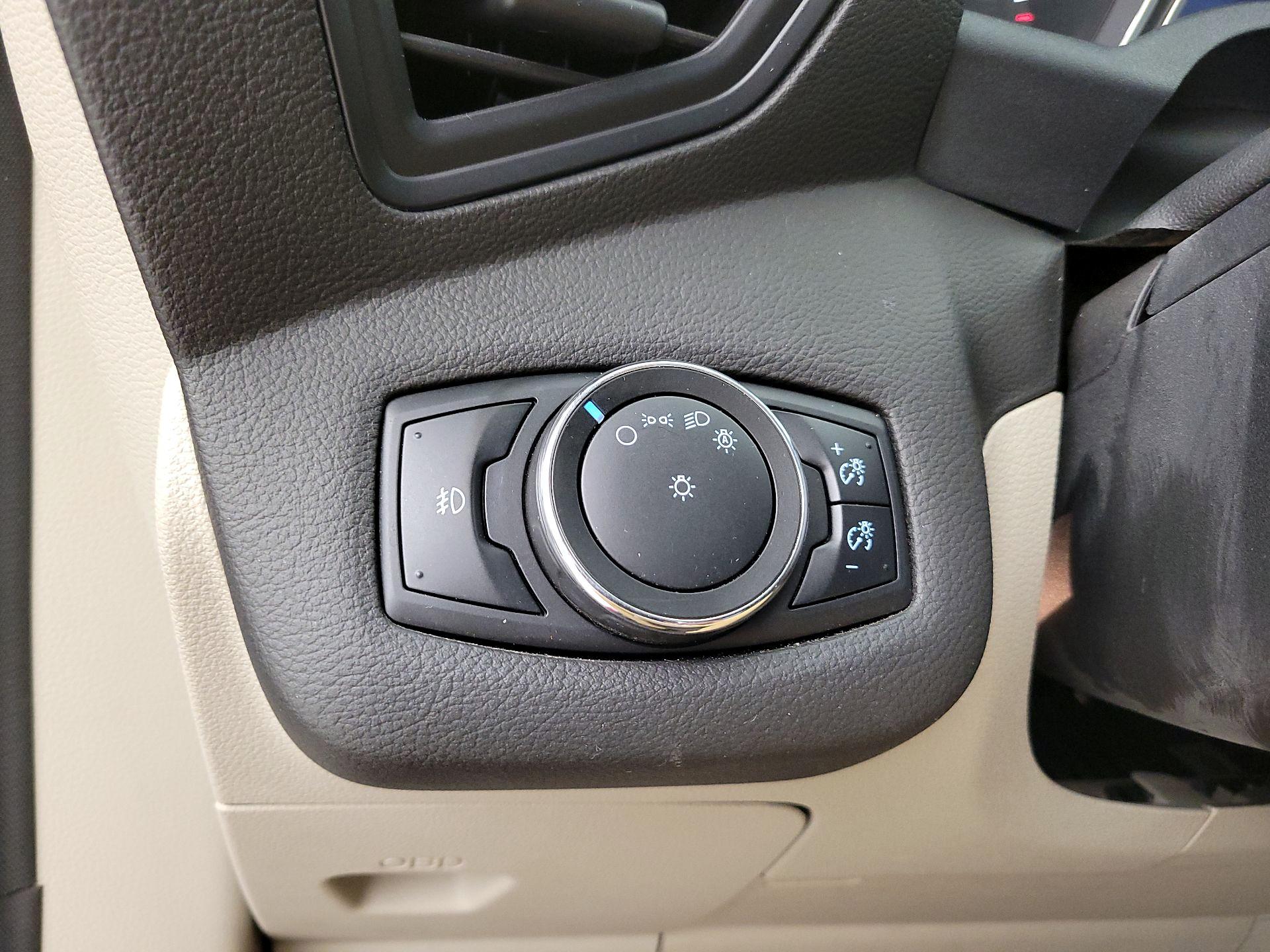 Thumbnail: 2014 Ford Escape - 13