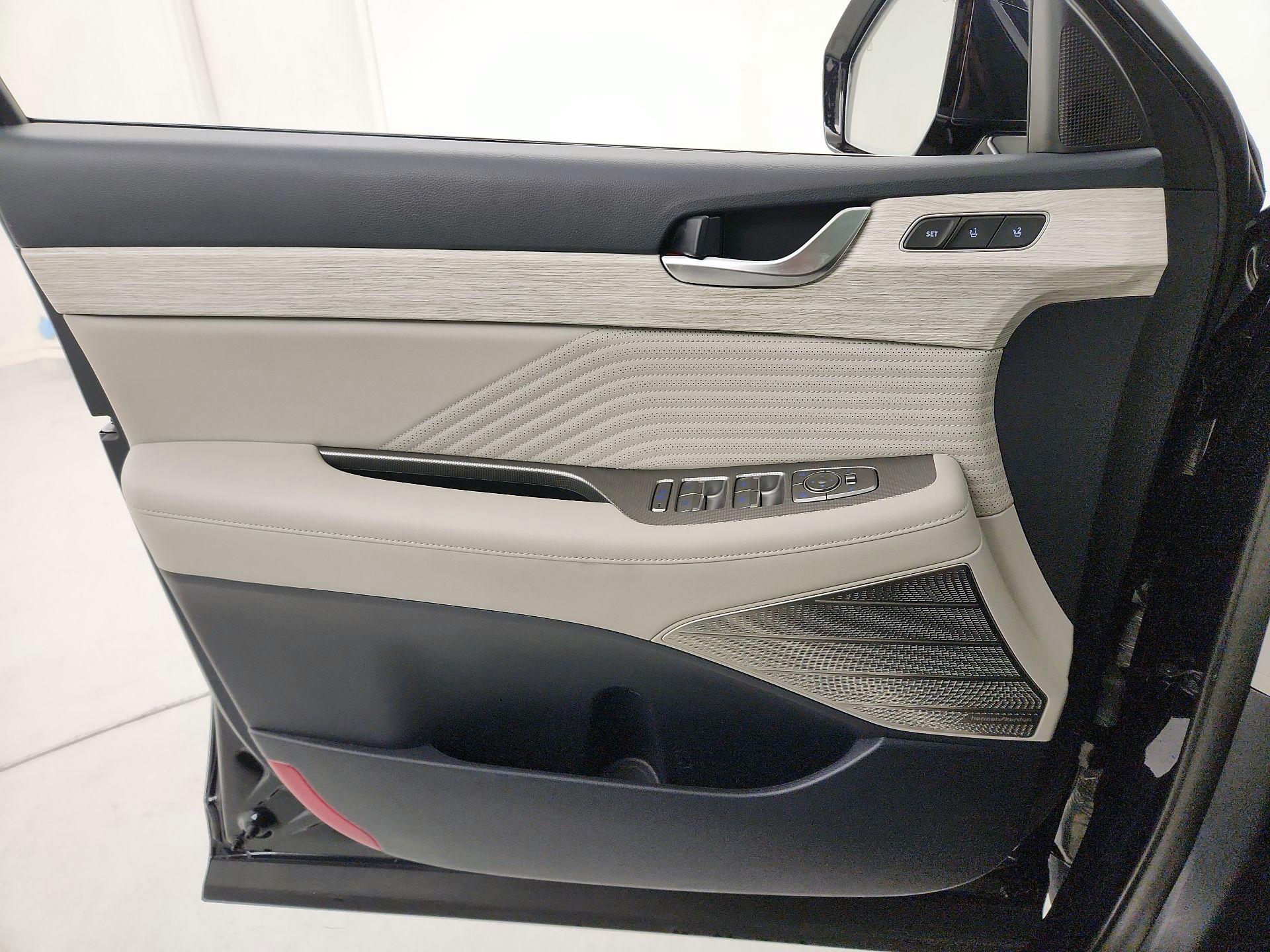 Thumbnail: 2024 Hyundai Palisade - 12