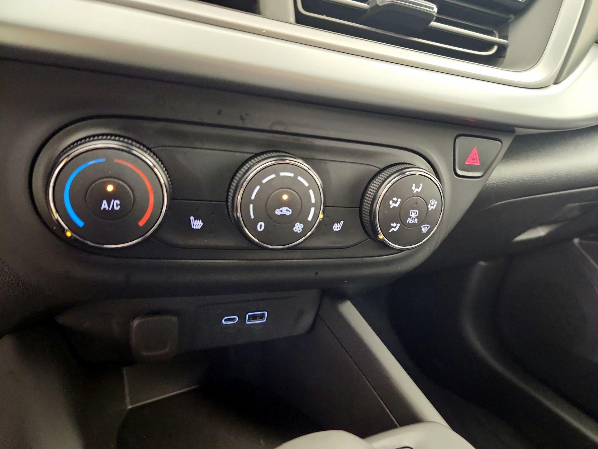 Thumbnail: 2025 Chevrolet Trax - 16
