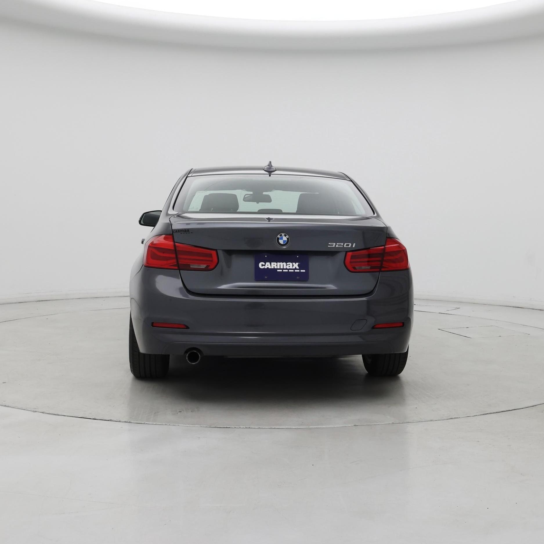 Thumbnail: 2016 BMW 3 Series - 6