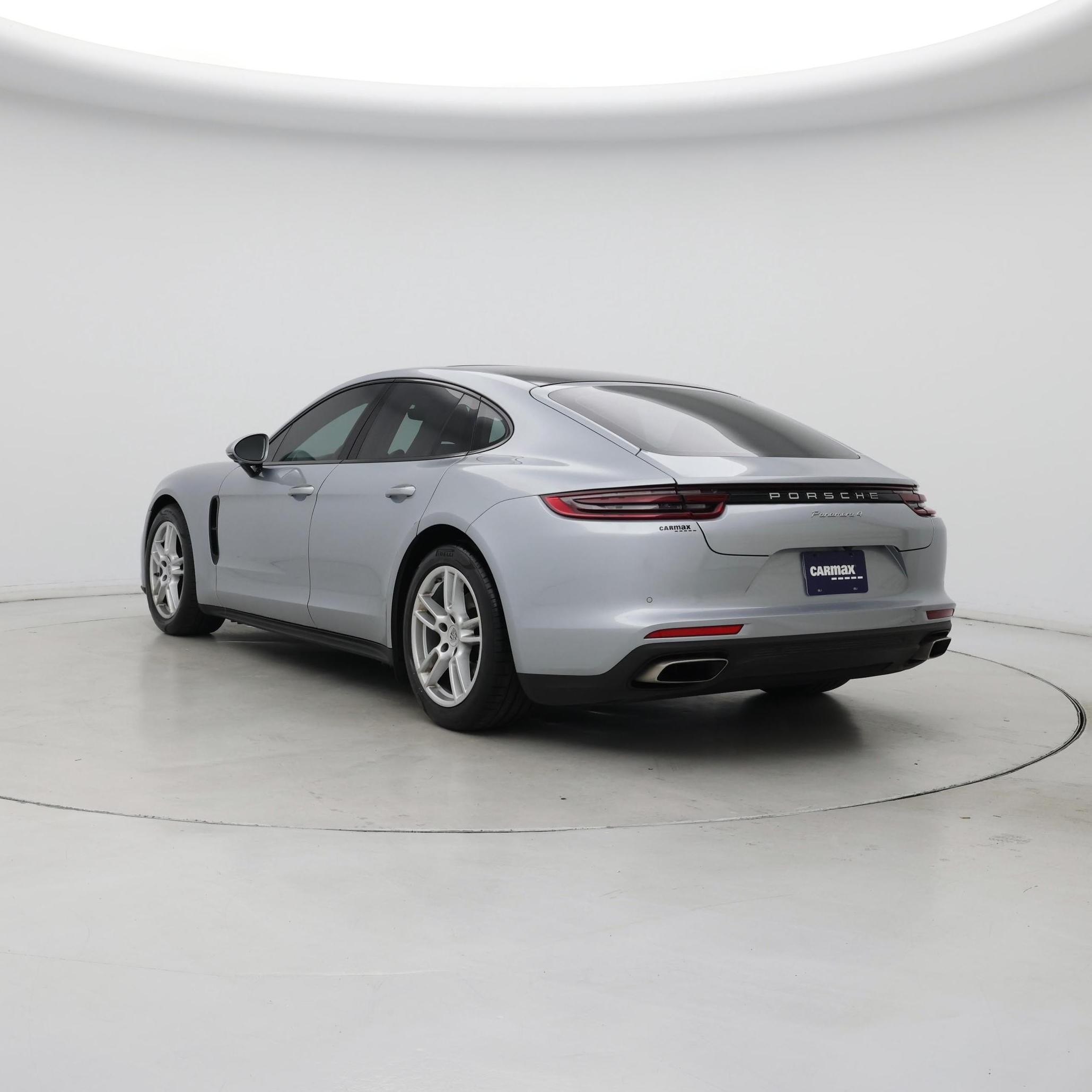 Thumbnail: 2020 Porsche Panamera - 2