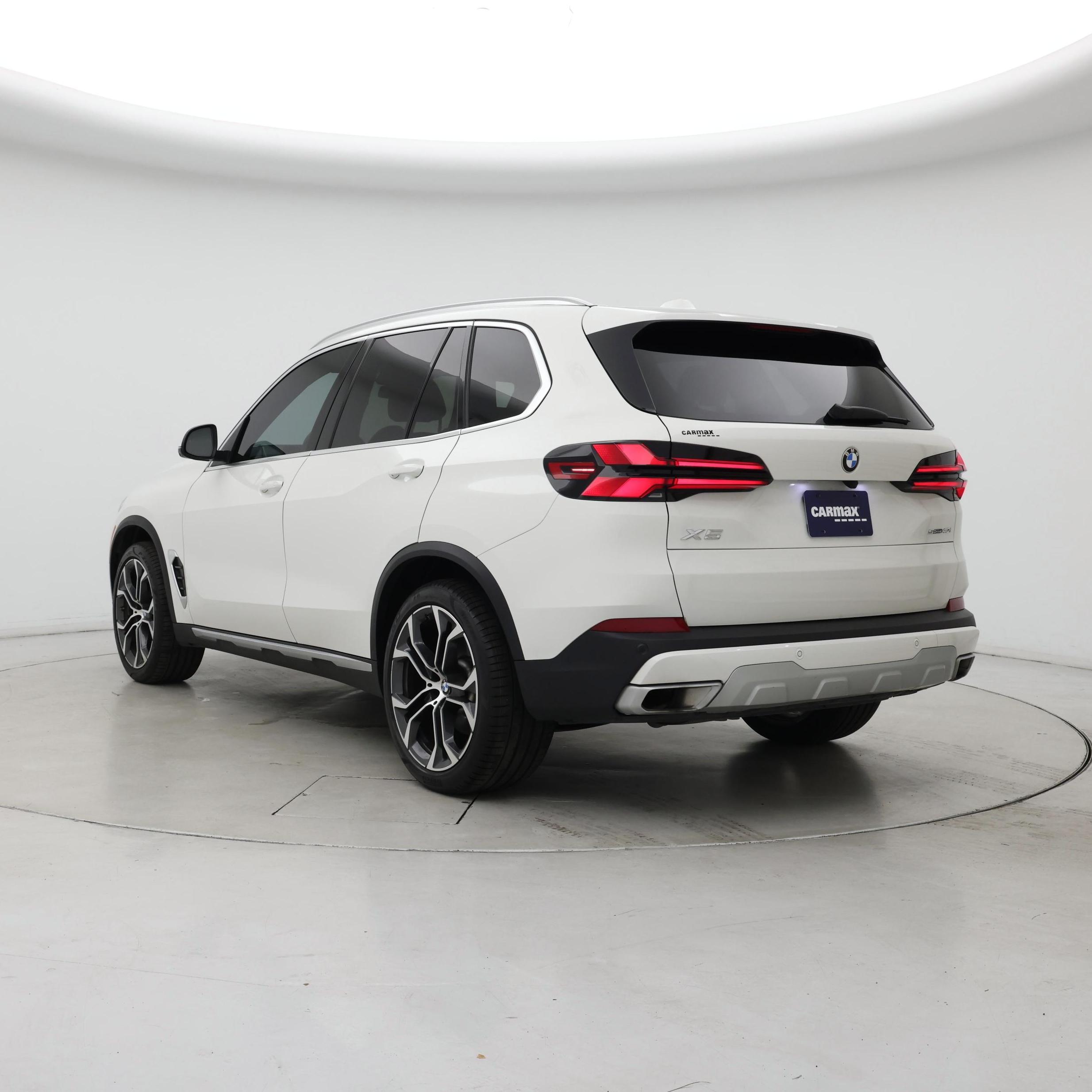 Thumbnail: 2025 BMW X5 - 2