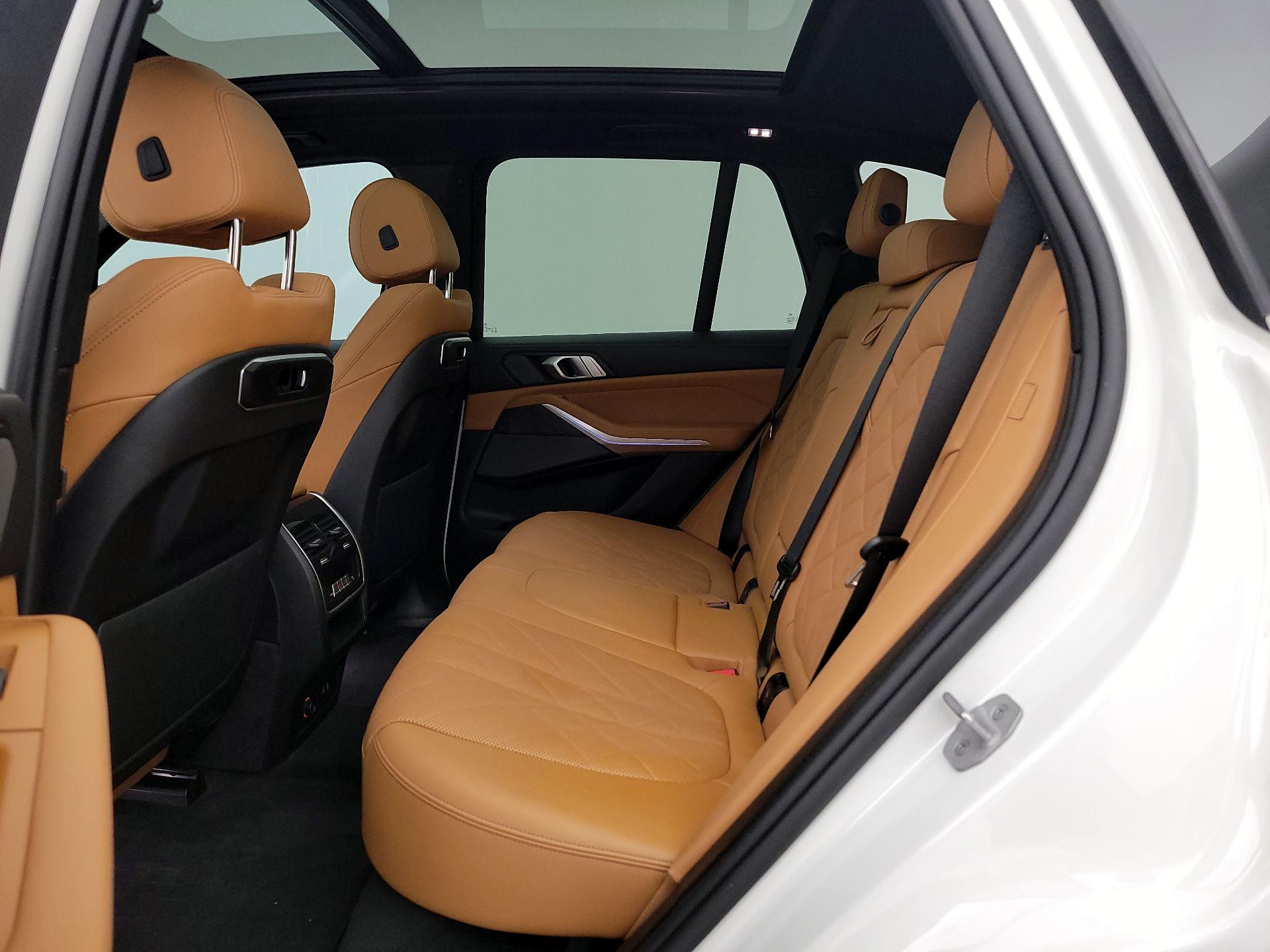 Thumbnail: 2025 BMW X5 - 20