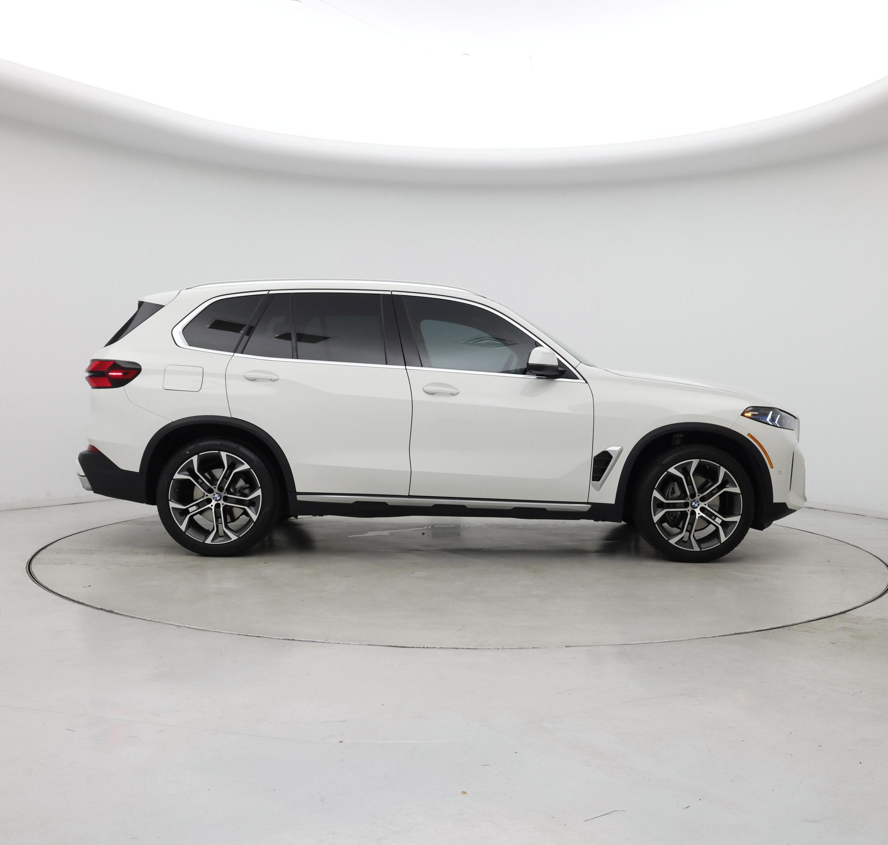Thumbnail: 2025 BMW X5 - 7
