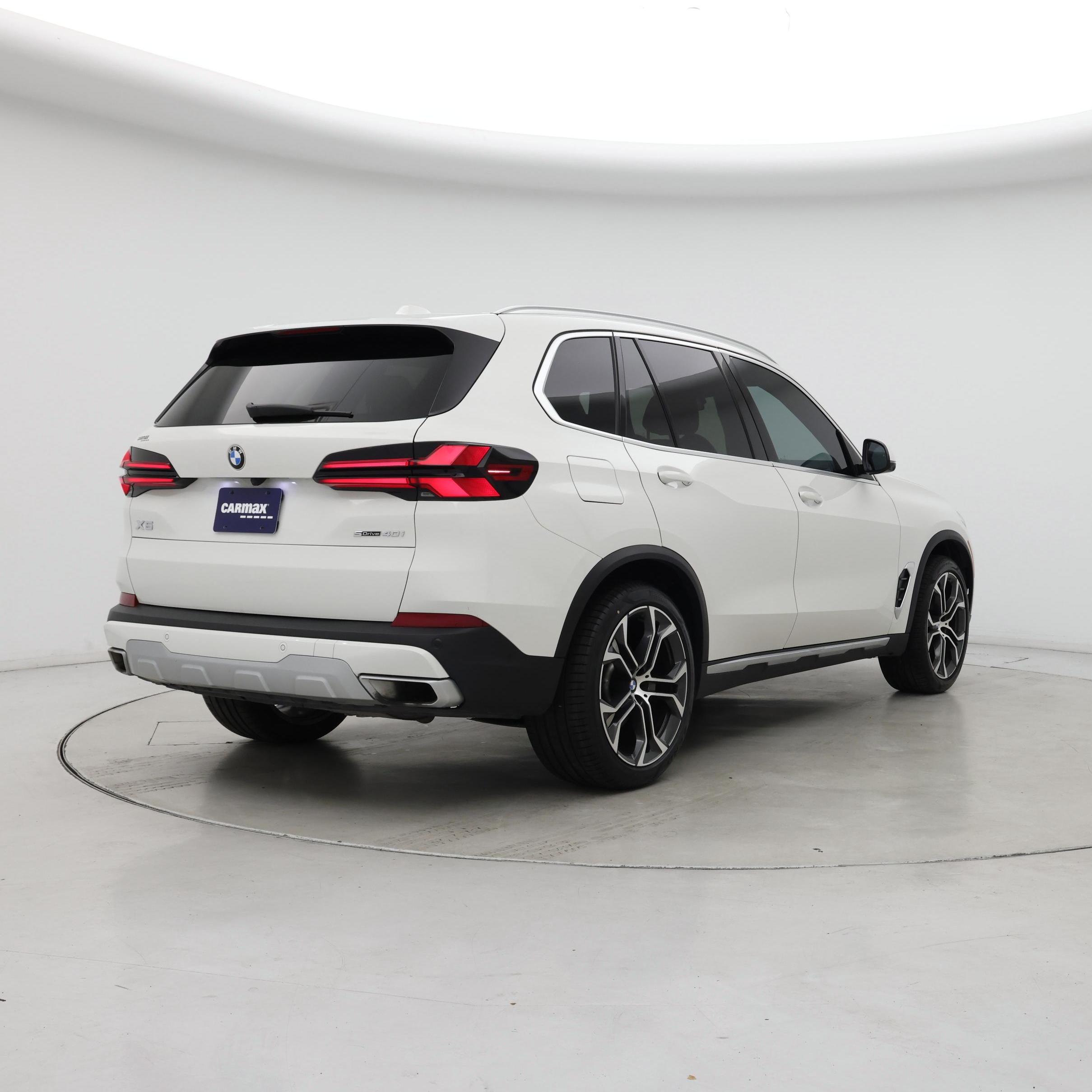 Thumbnail: 2025 BMW X5 - 8