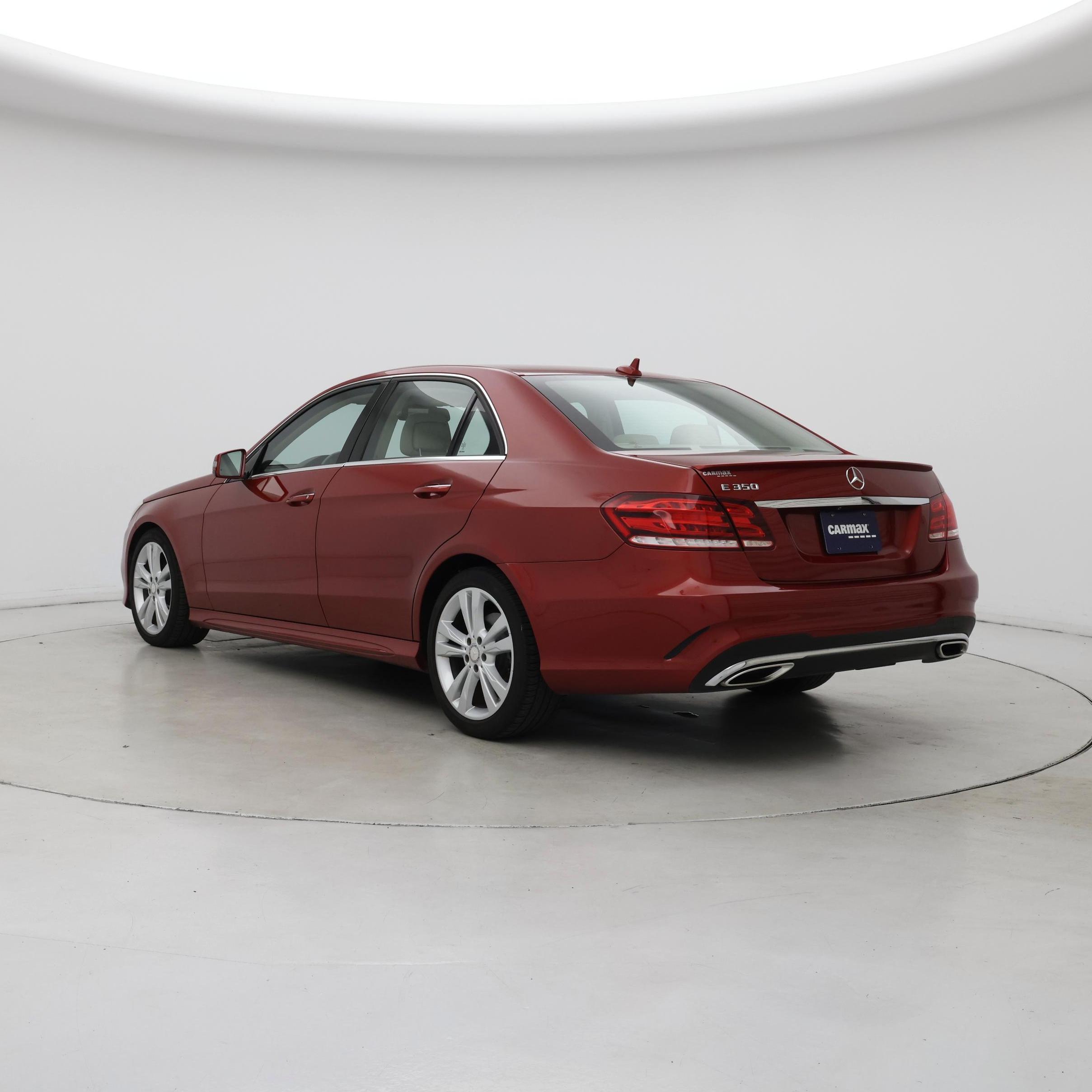 Thumbnail: 2016 Mercedes-Benz E-Class - 2
