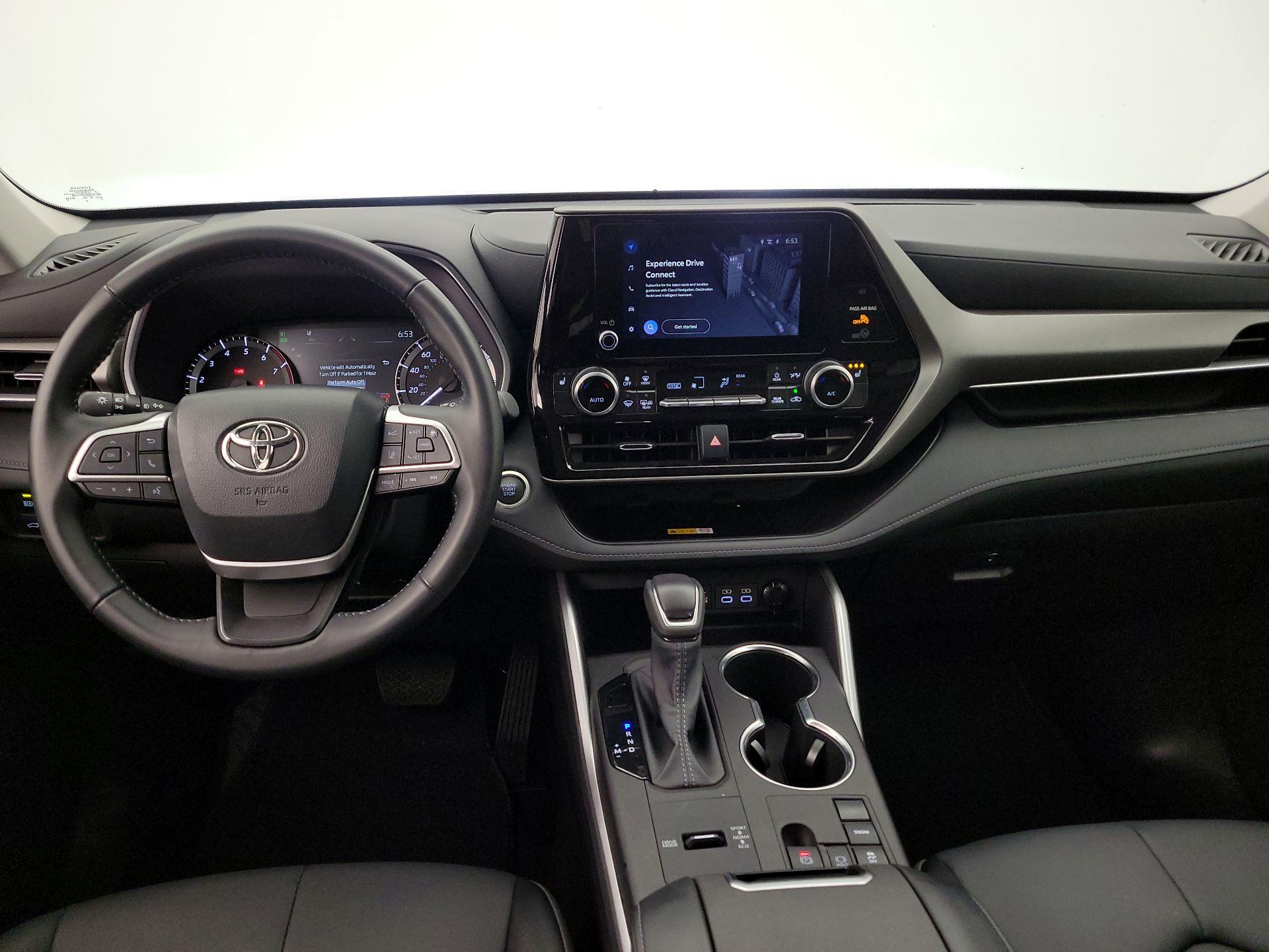 Thumbnail: 2025 Toyota Highlander - 9