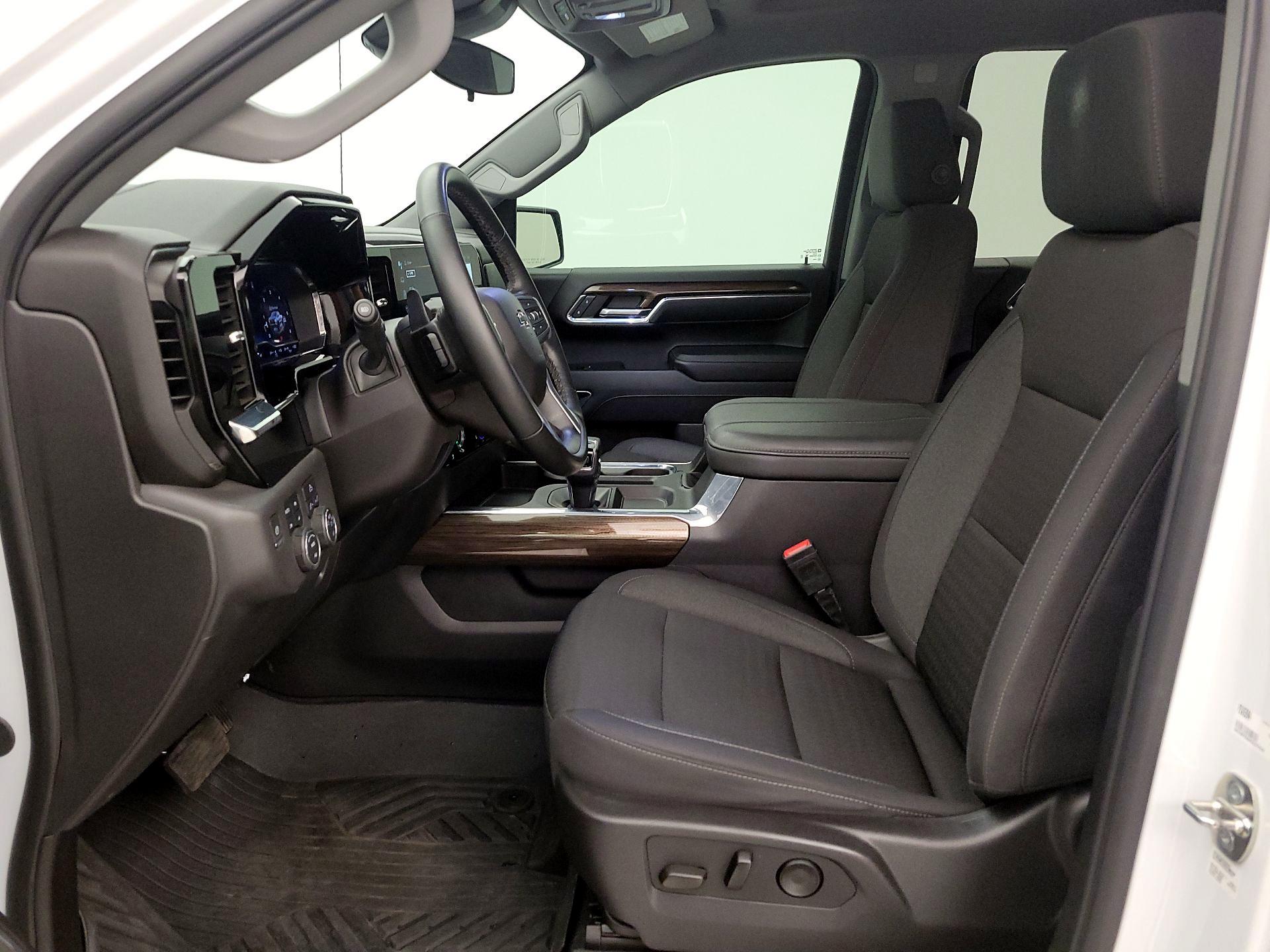 Thumbnail: 2024 Chevrolet Silverado 1500 - 11