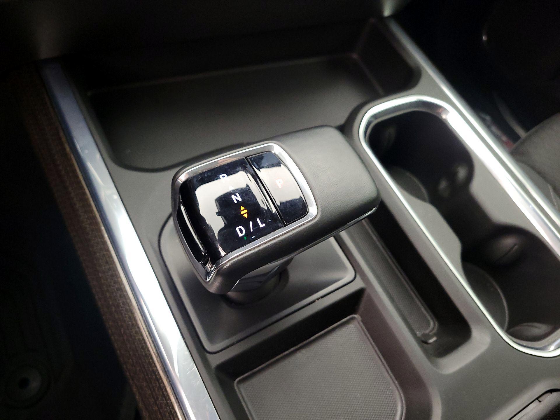 Thumbnail: 2024 Chevrolet Silverado 1500 - 17