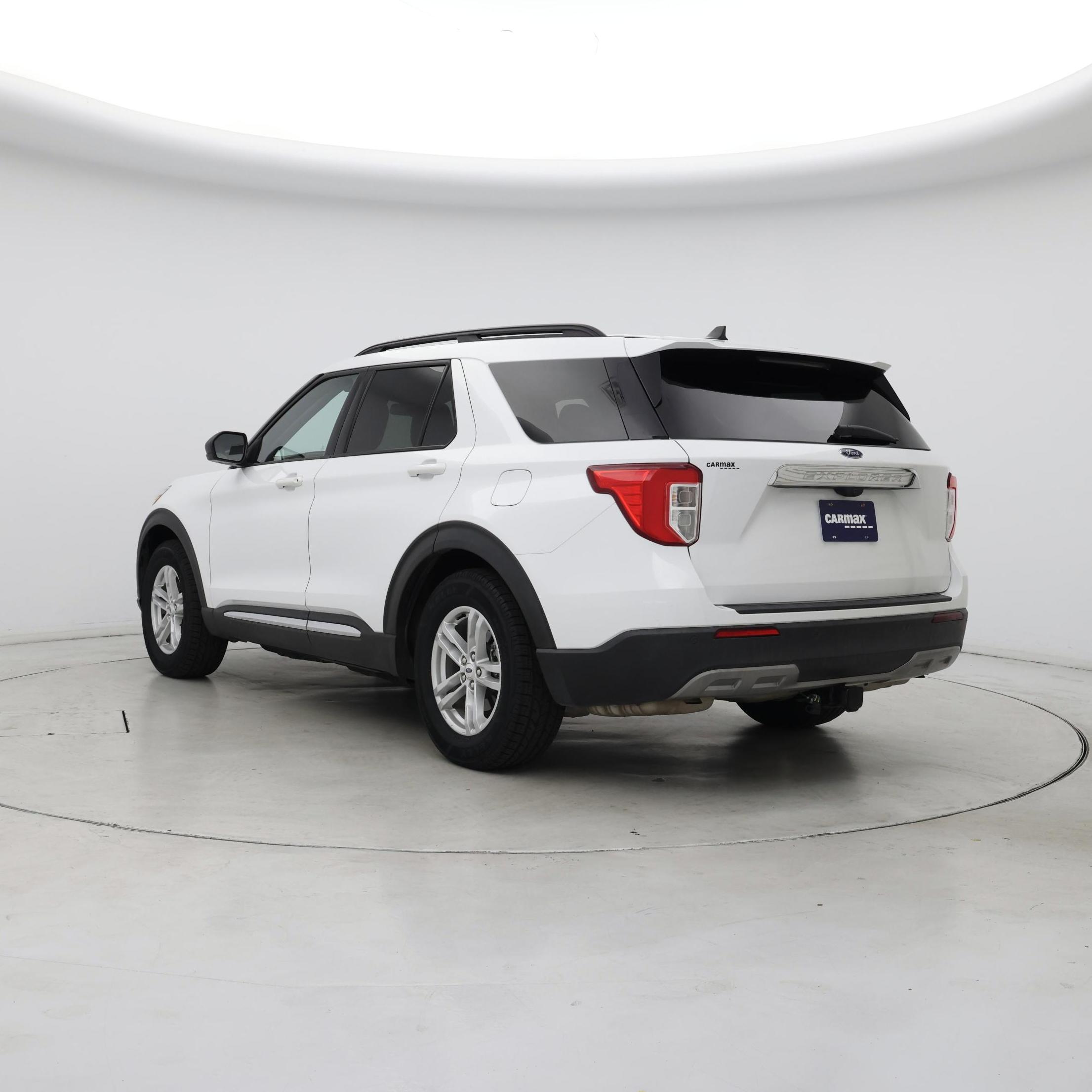 Thumbnail: 2022 Ford Explorer - 2