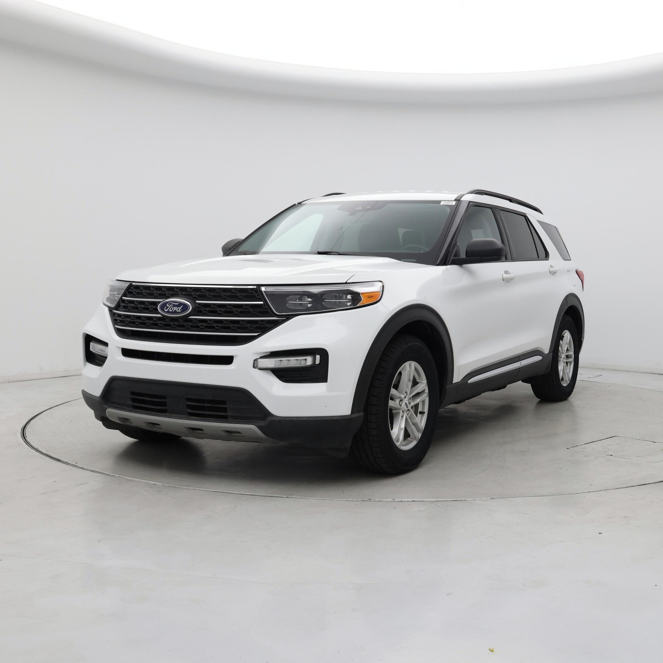 Thumbnail: 2022 Ford Explorer - 4