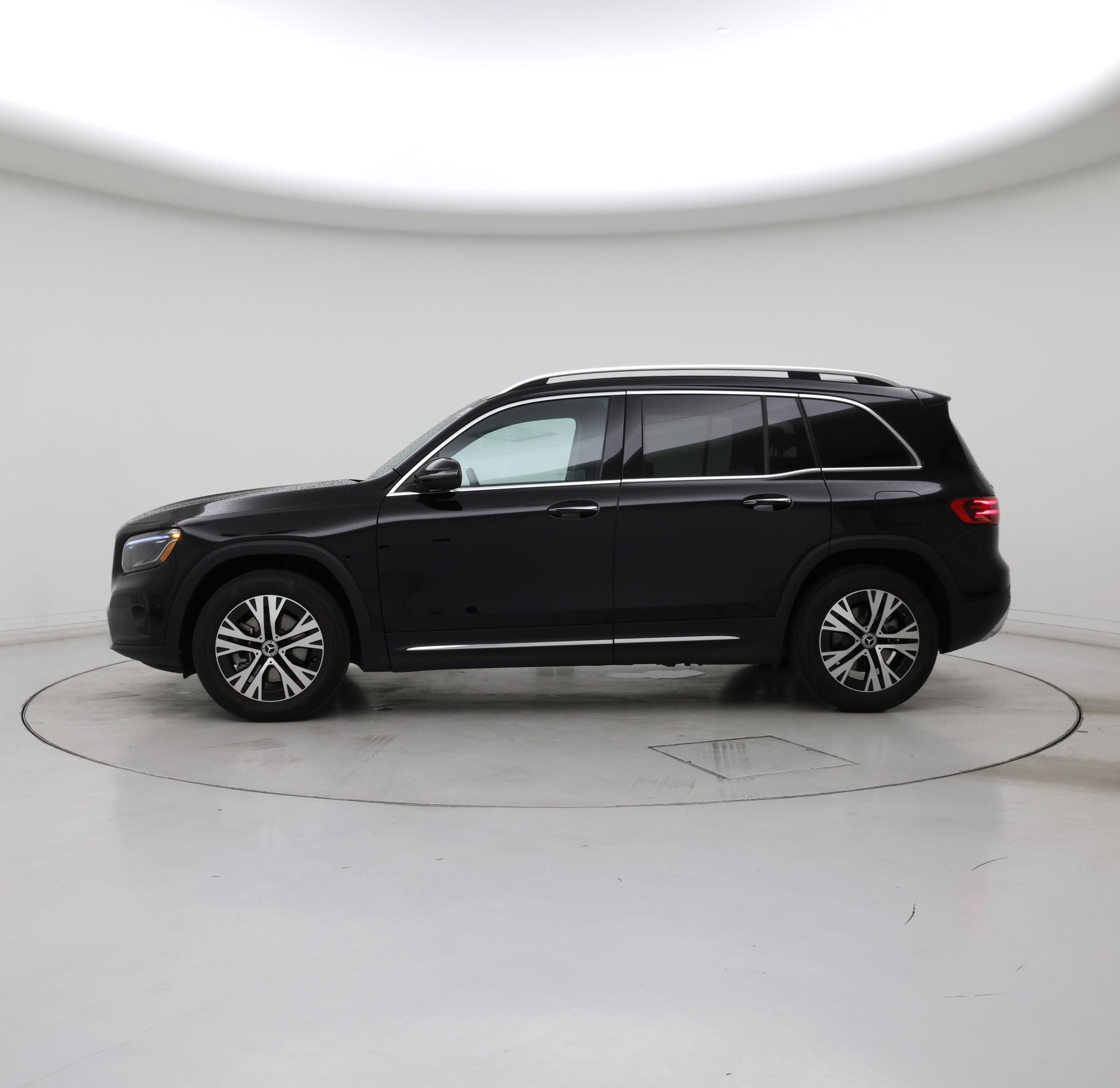 Thumbnail: 2024 Mercedes-Benz GLB - 3