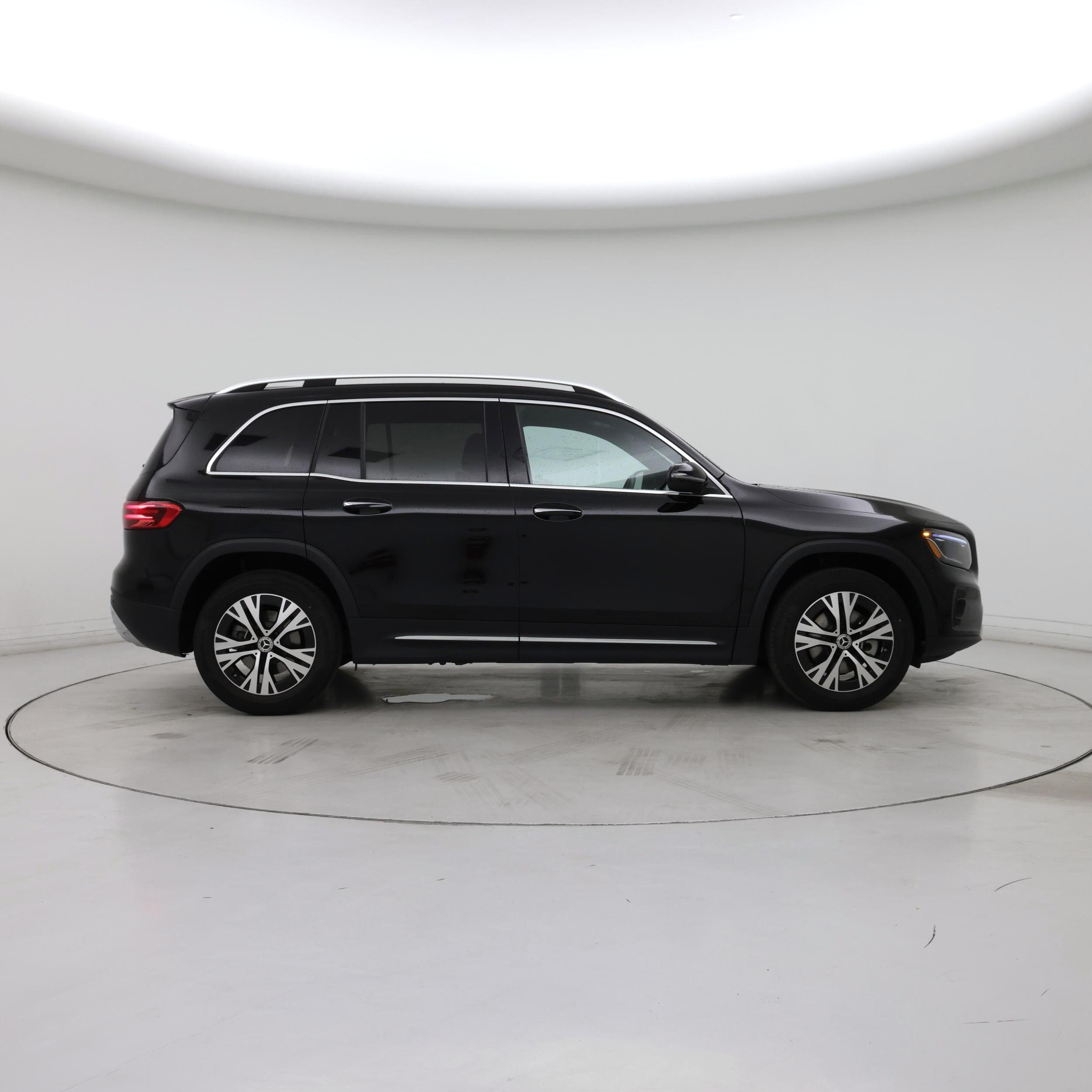 Thumbnail: 2024 Mercedes-Benz GLB - 7