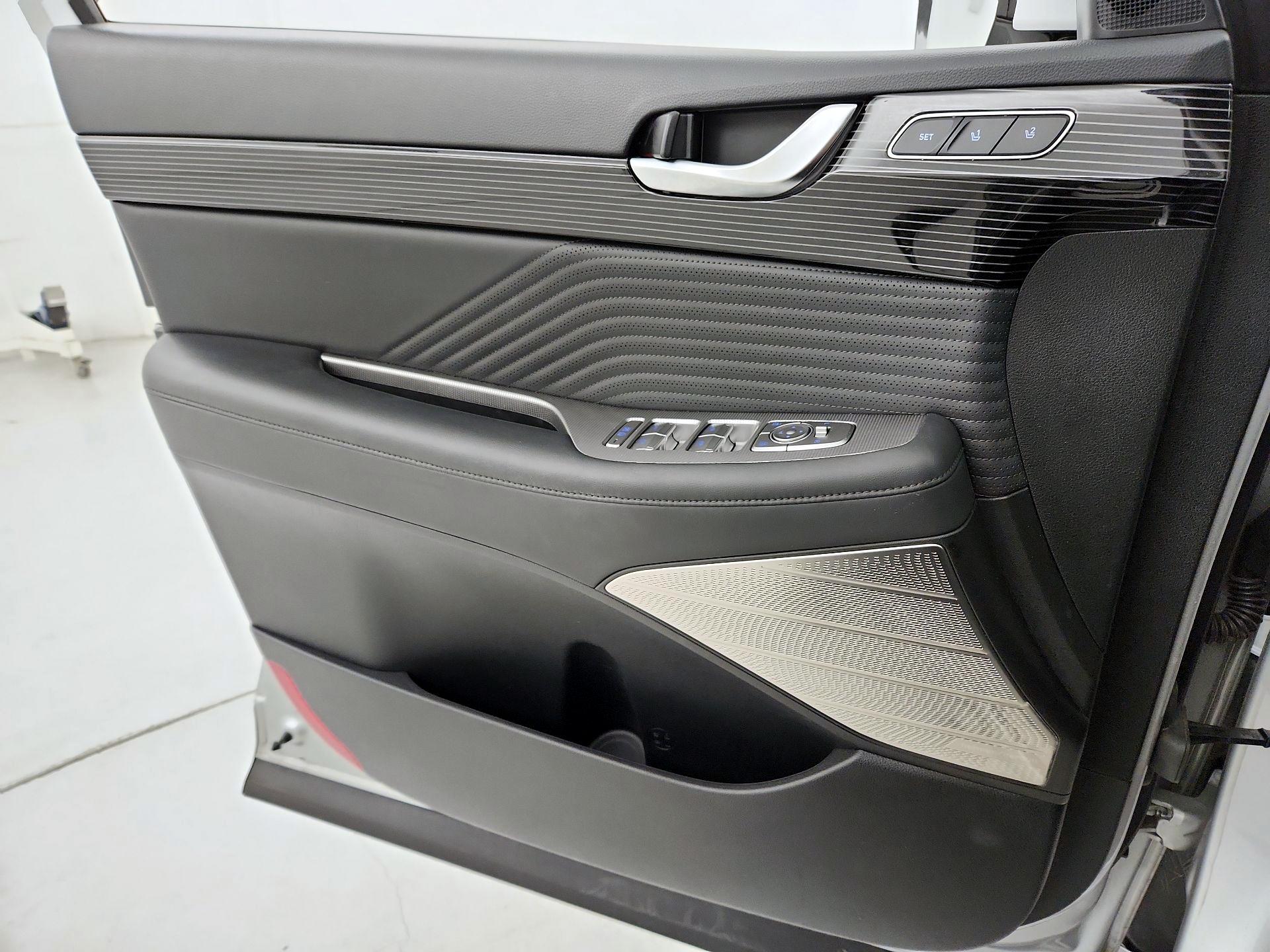 Thumbnail: 2023 Hyundai Palisade - 12