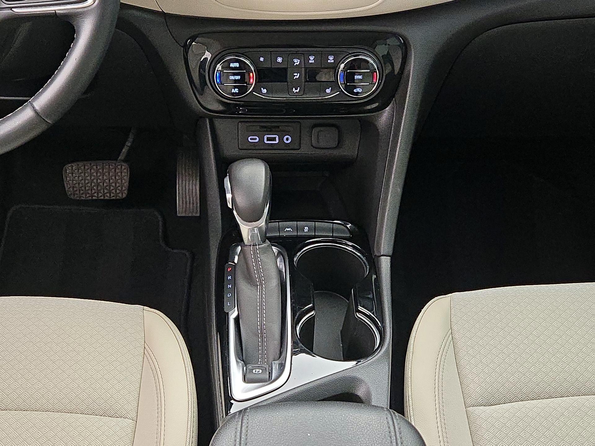 Thumbnail: 2021 Buick Encore GX - 18