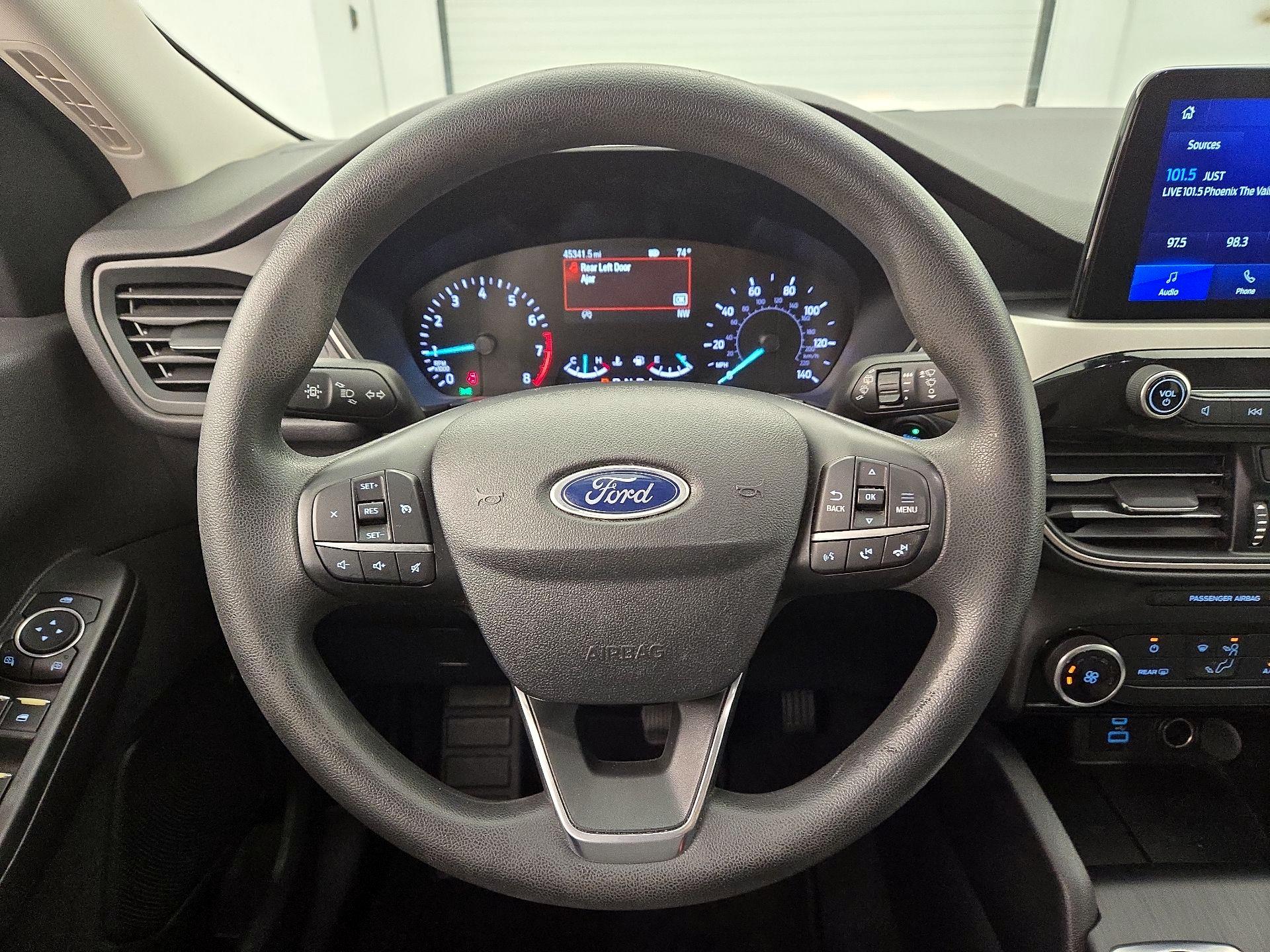 Thumbnail: 2021 Ford Escape - 10