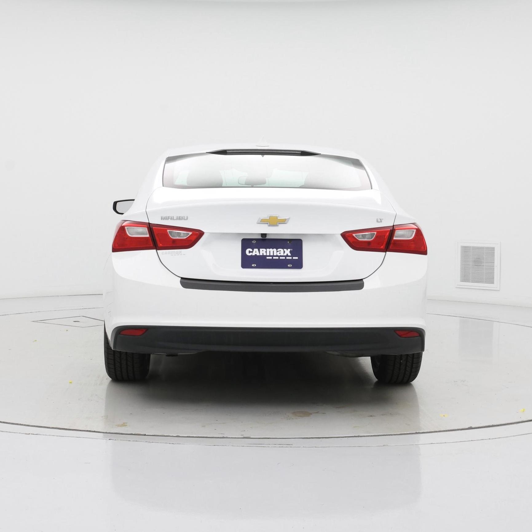 Thumbnail: 2023 Chevrolet Malibu - 6