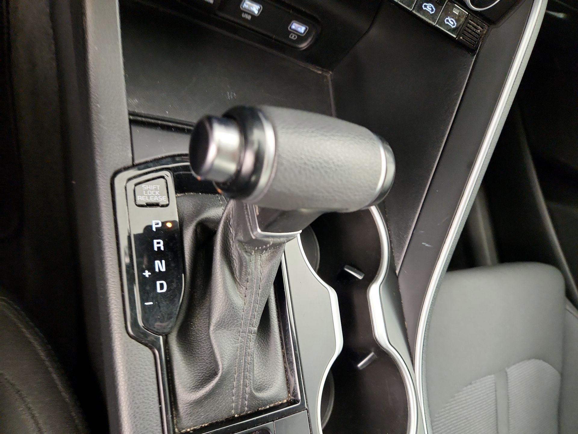 Thumbnail: 2023 Kia K5 - 17