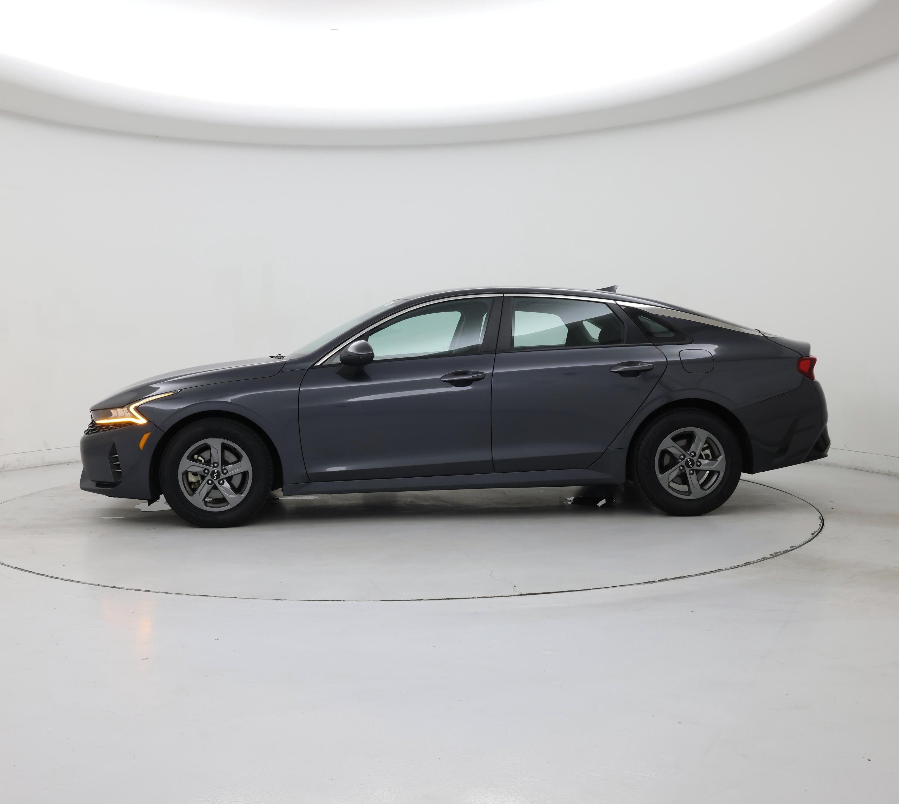 Thumbnail: 2023 Kia K5 - 3