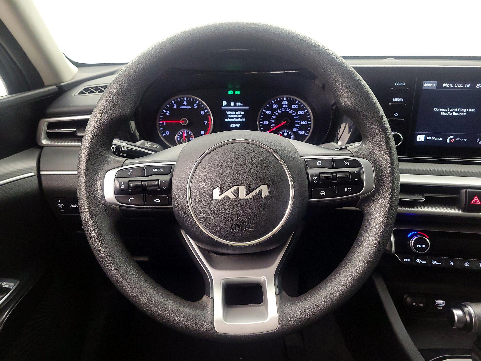 Thumbnail: 2022 Kia K5 - 10