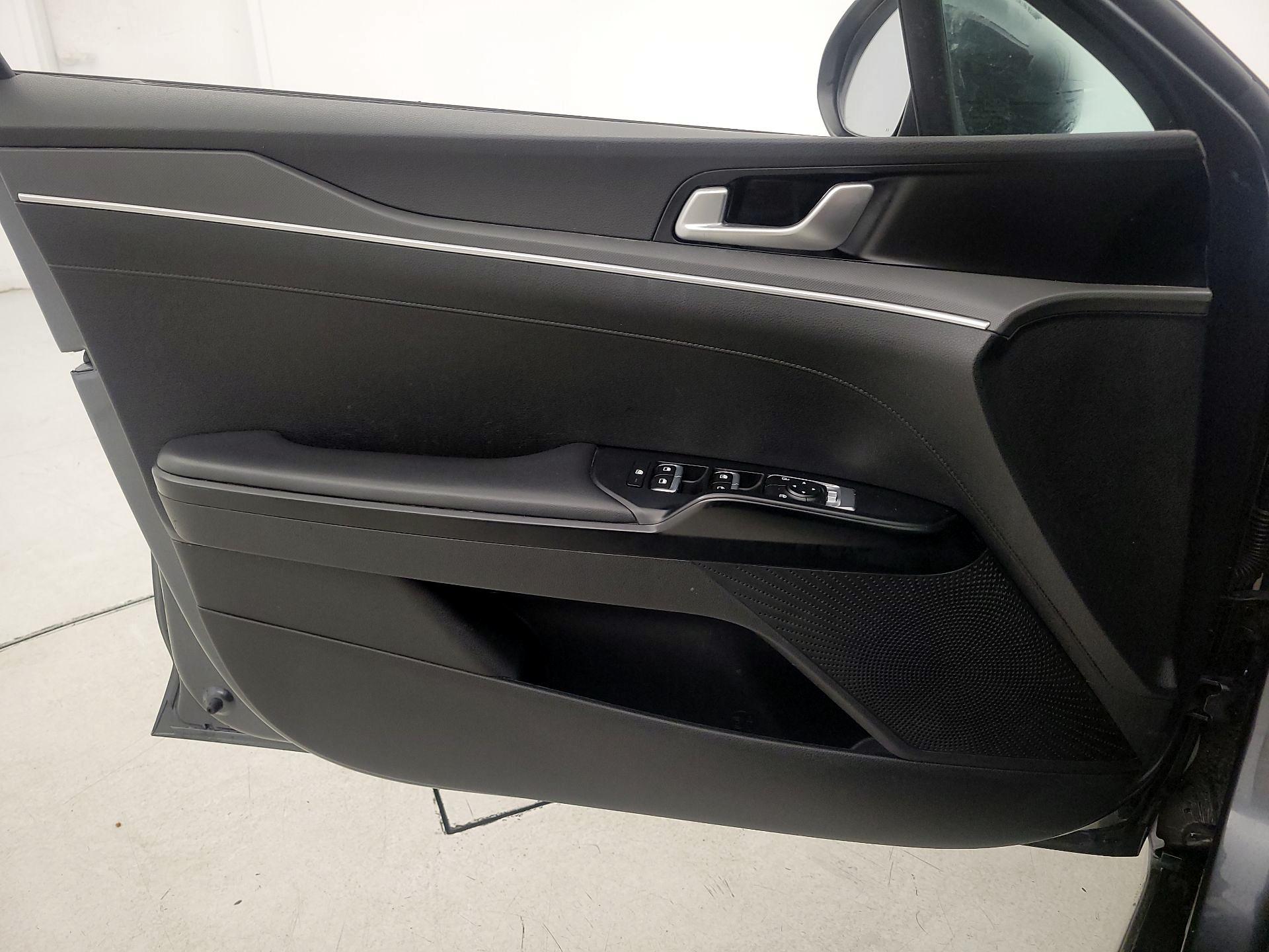 Thumbnail: 2022 Kia K5 - 12