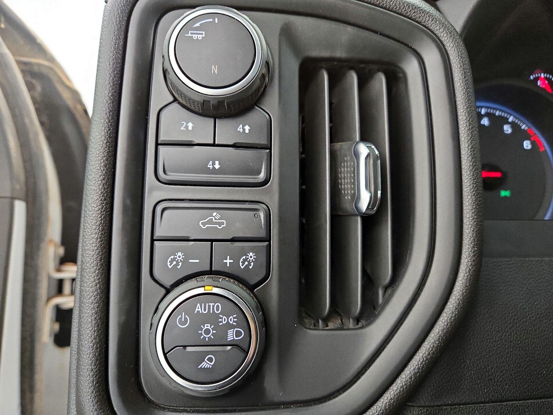 Thumbnail: 2022 Chevrolet Silverado 2500 - 13