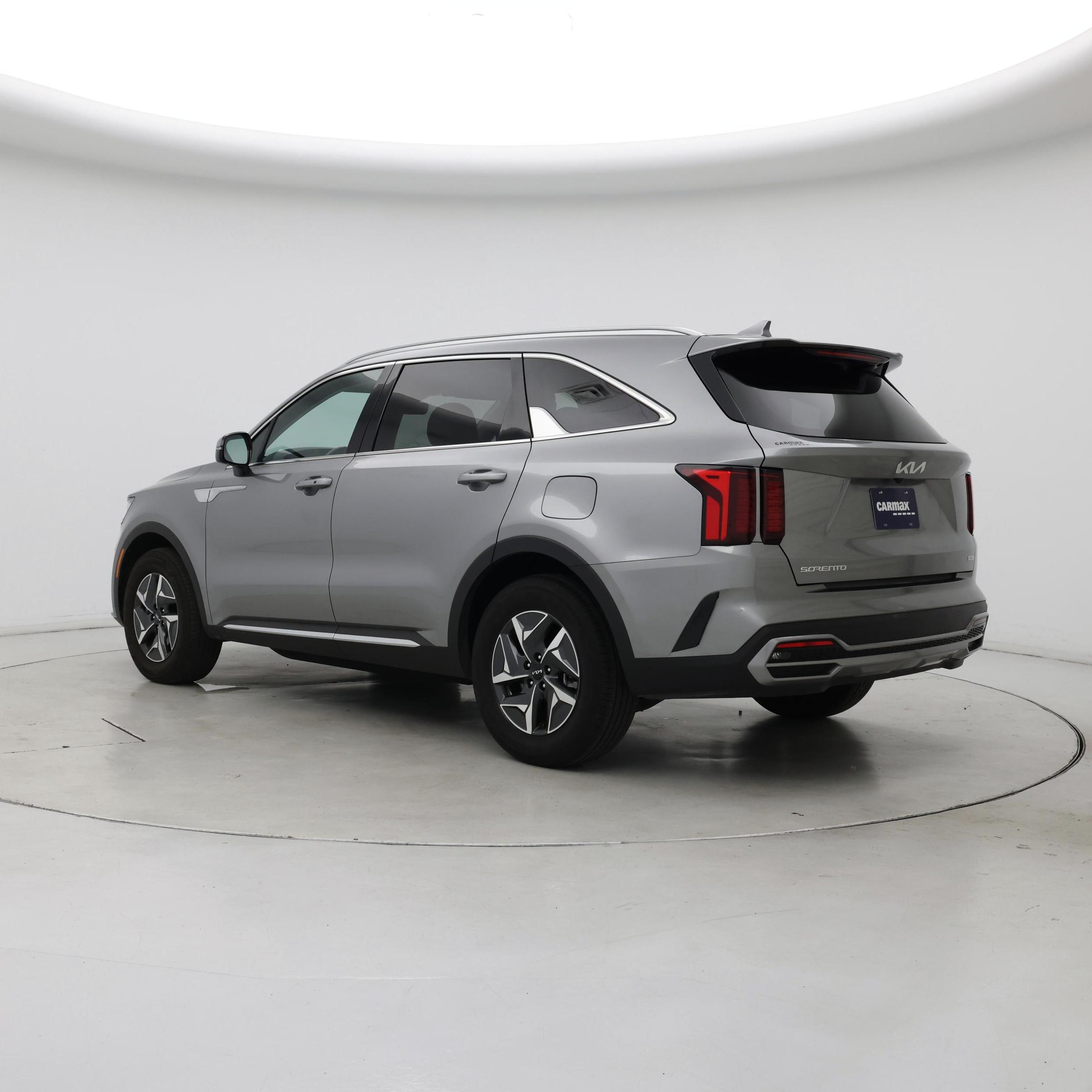 Thumbnail: 2023 Kia Sorento - 2