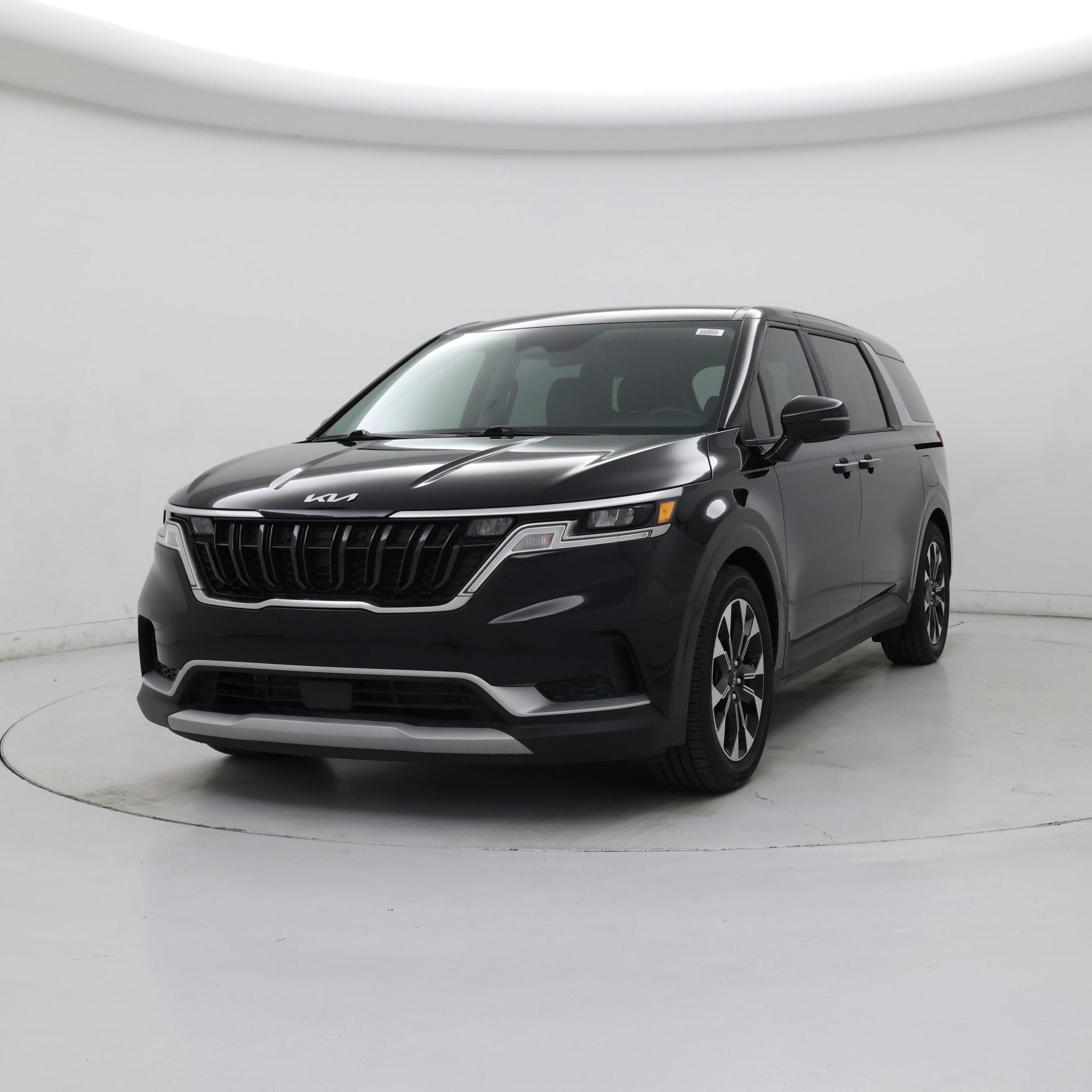 Thumbnail: 2023 Kia Carnival - 4