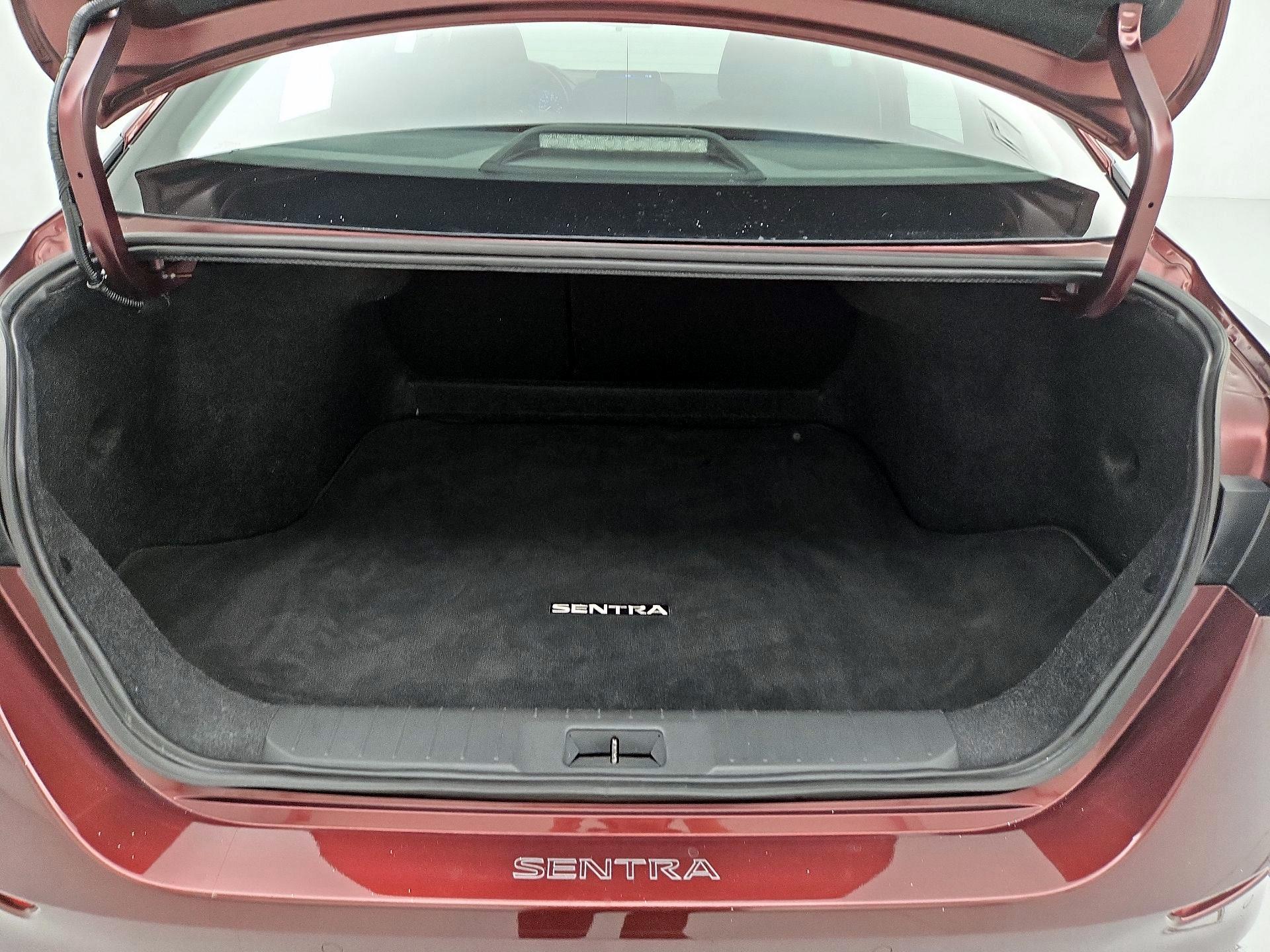 Thumbnail: 2022 Nissan Sentra - 20