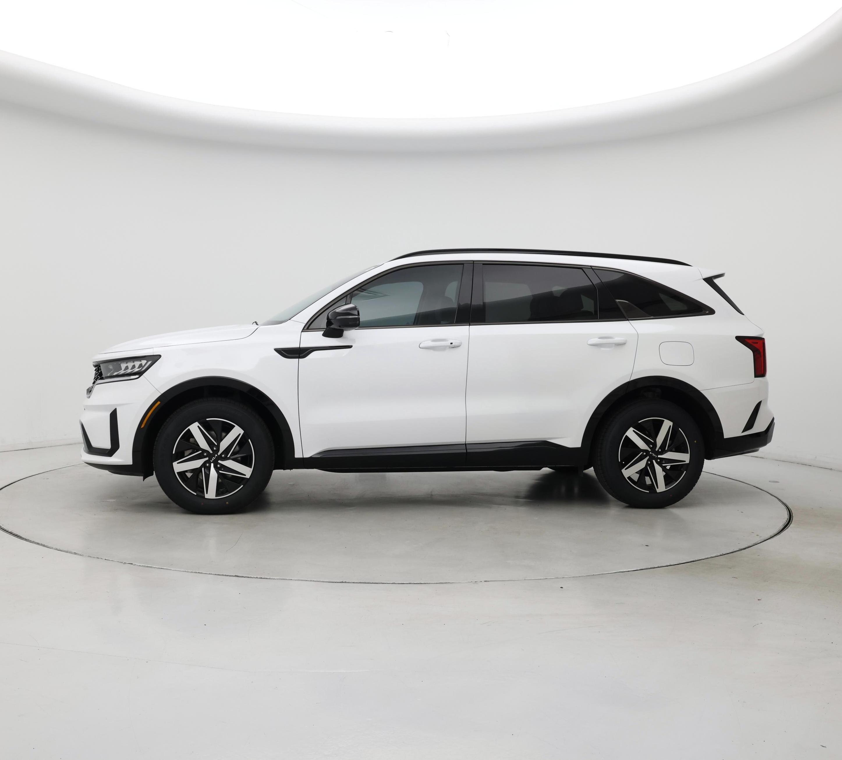 Thumbnail: 2022 Kia Sorento - 3